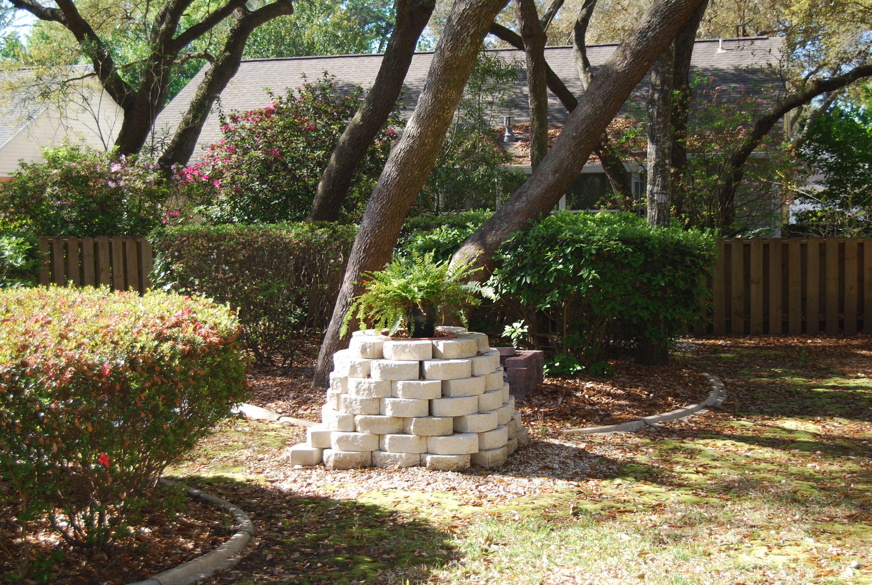 PARKWOOD LN BWB - Residential