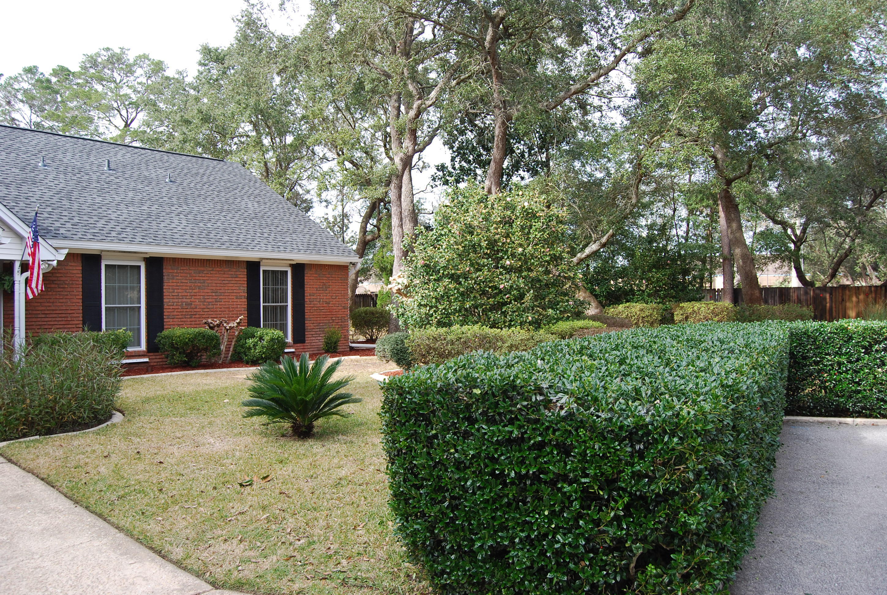 PARKWOOD LN BWB - Residential