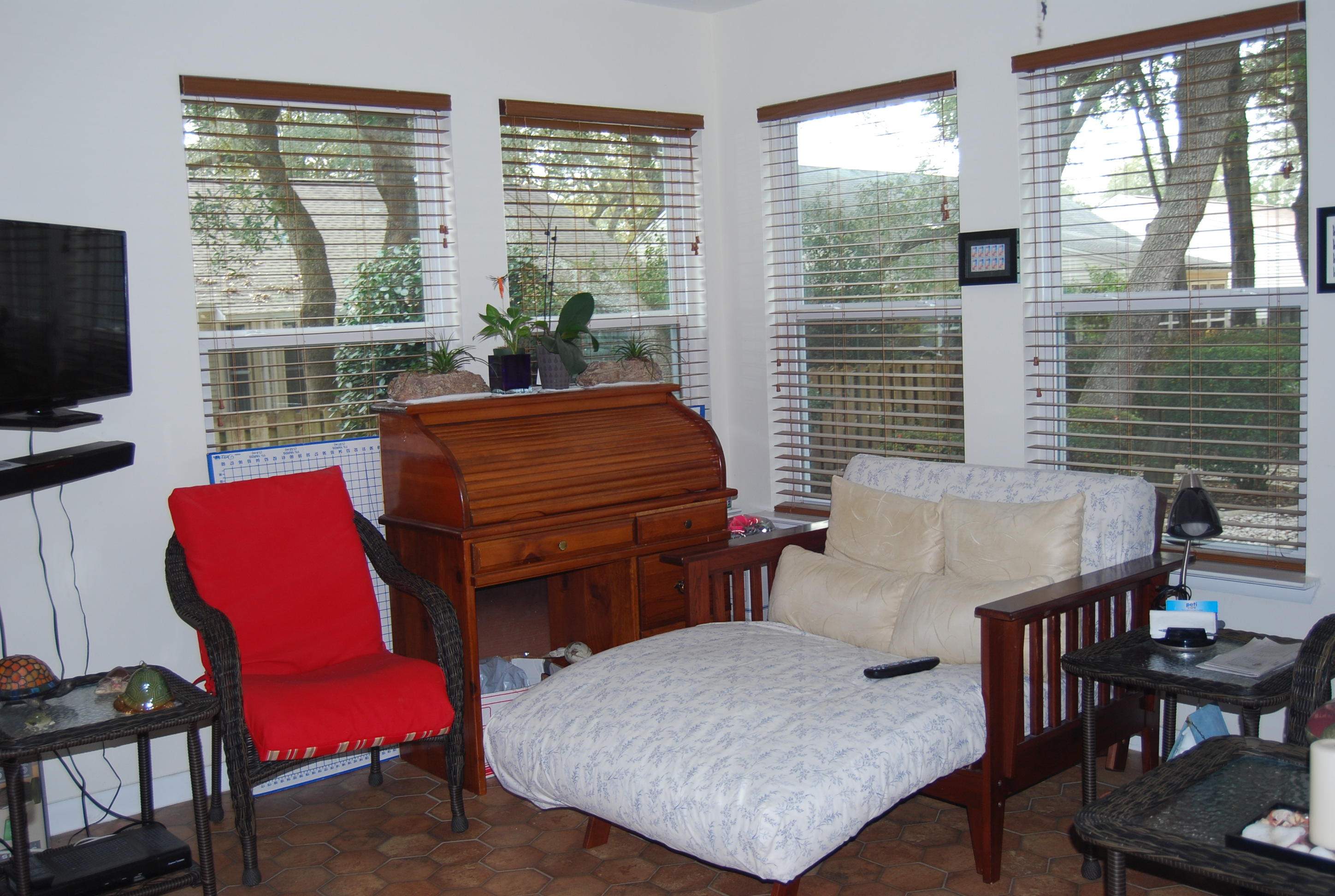 PARKWOOD LN BWB - Residential