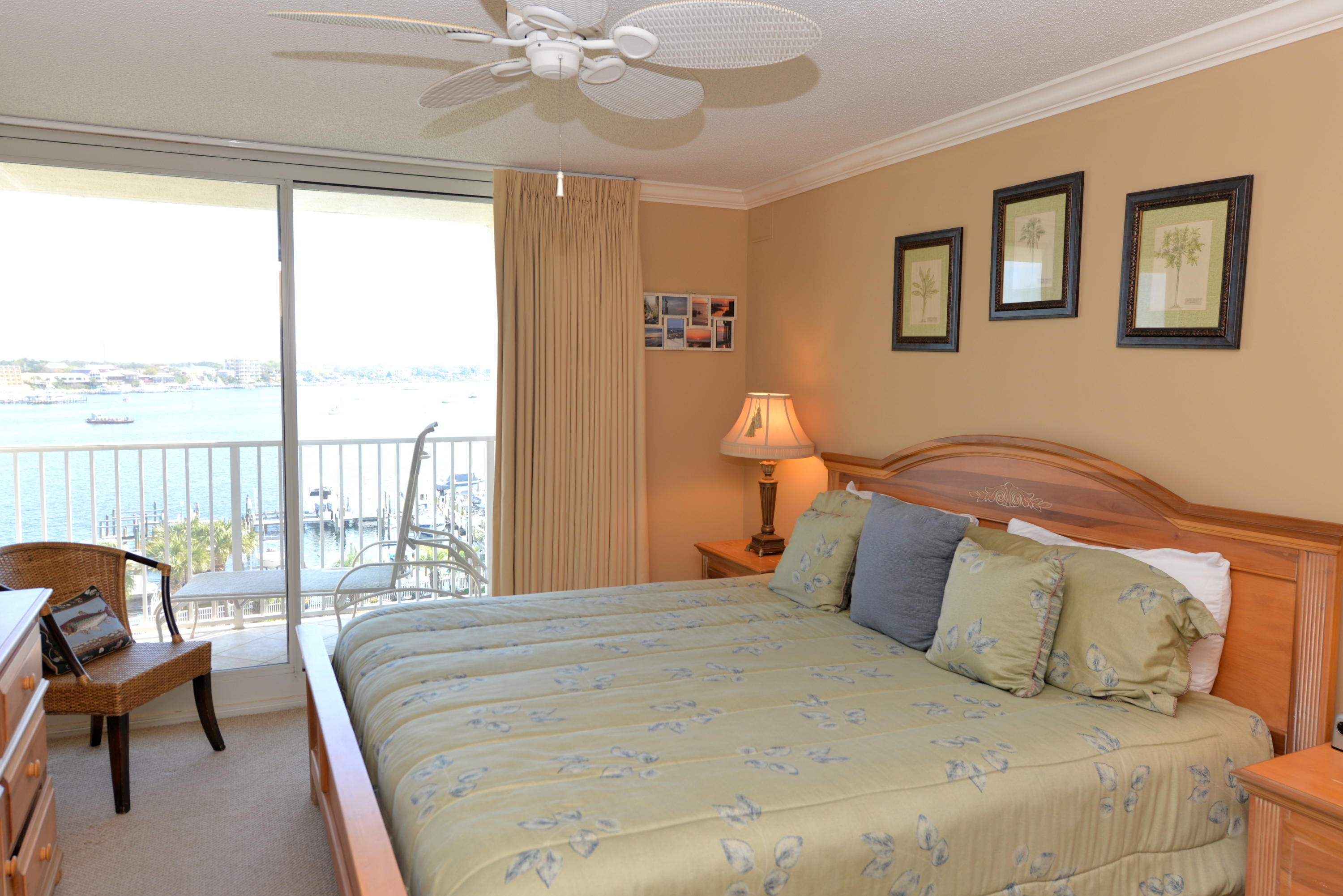 WATERVIEW TOWERS - Residential