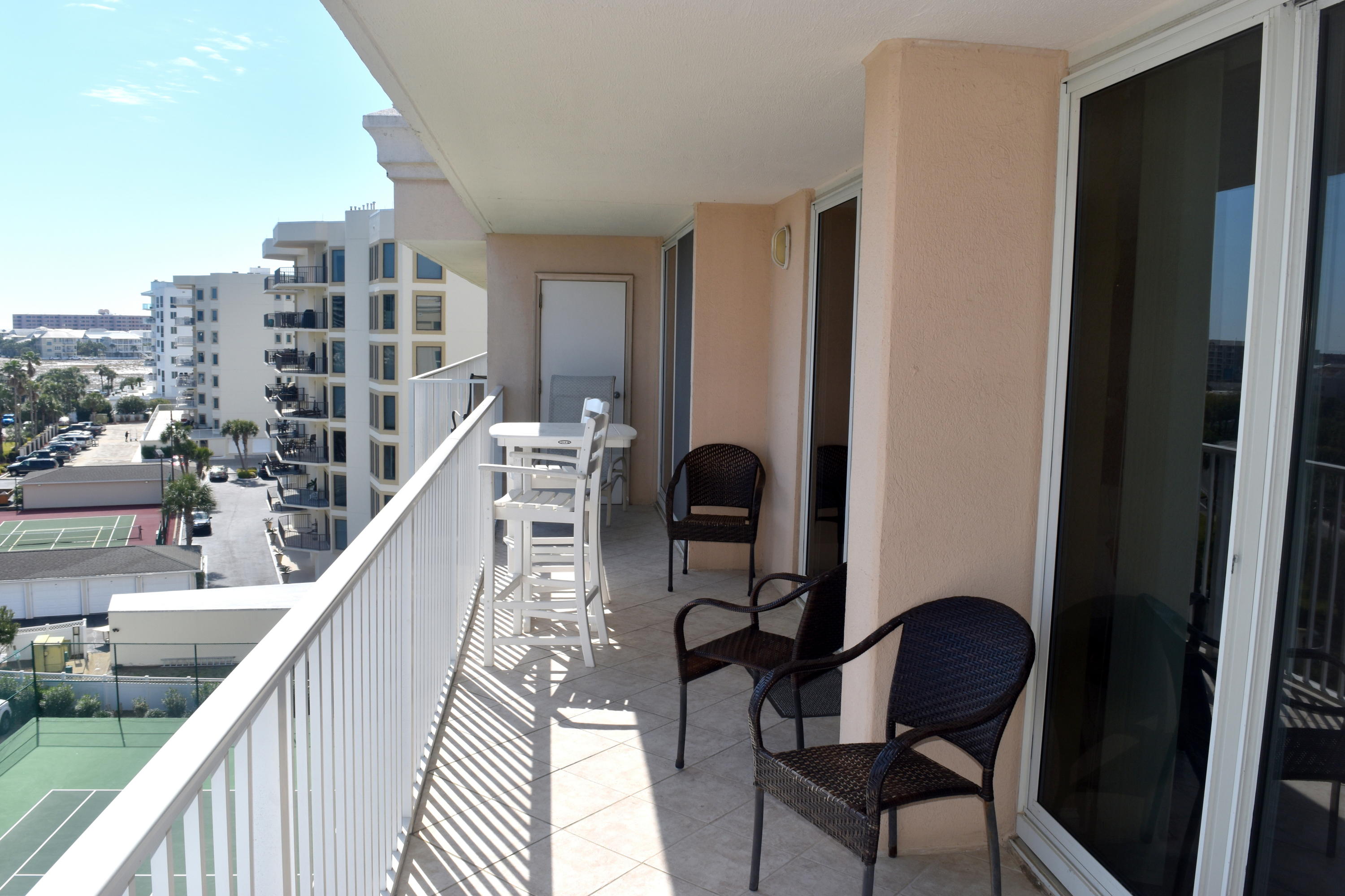 WATERVIEW TOWERS - Residential