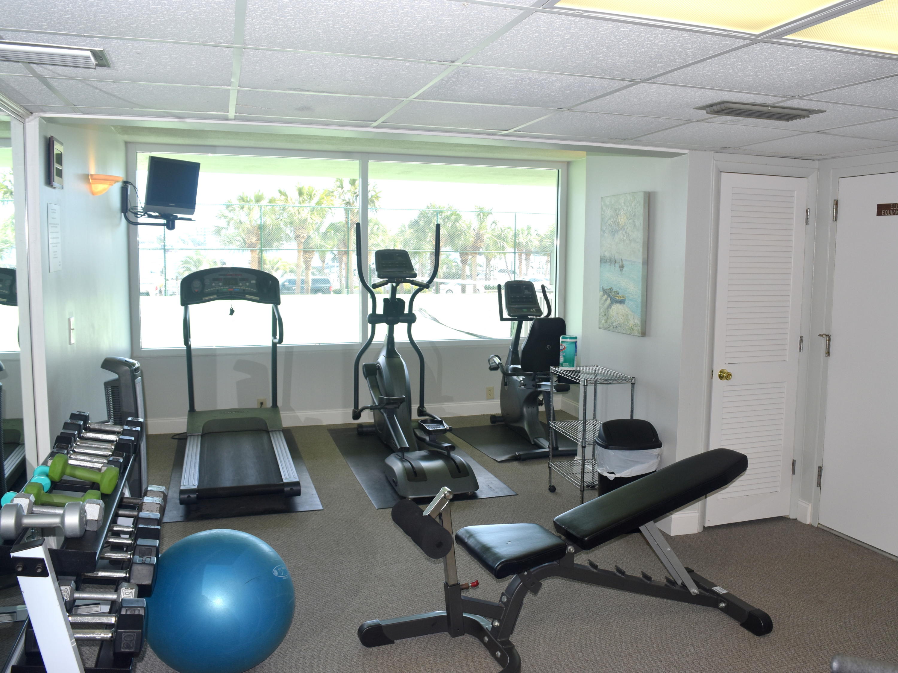 WATERVIEW TOWERS - Residential