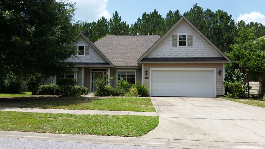 Real Estate Owned. This 3 bed 2 bath home is located on lot 39 Symphony at Hammock Bay. Over a quarter acre lot with a privacy fenced backyard. This floor plan features granite countertops, maple cabinets, crown molding, fireplace, bullnose corners, master bath with shower and separate tub plus more!! Call to take a look at 121 Concert today.