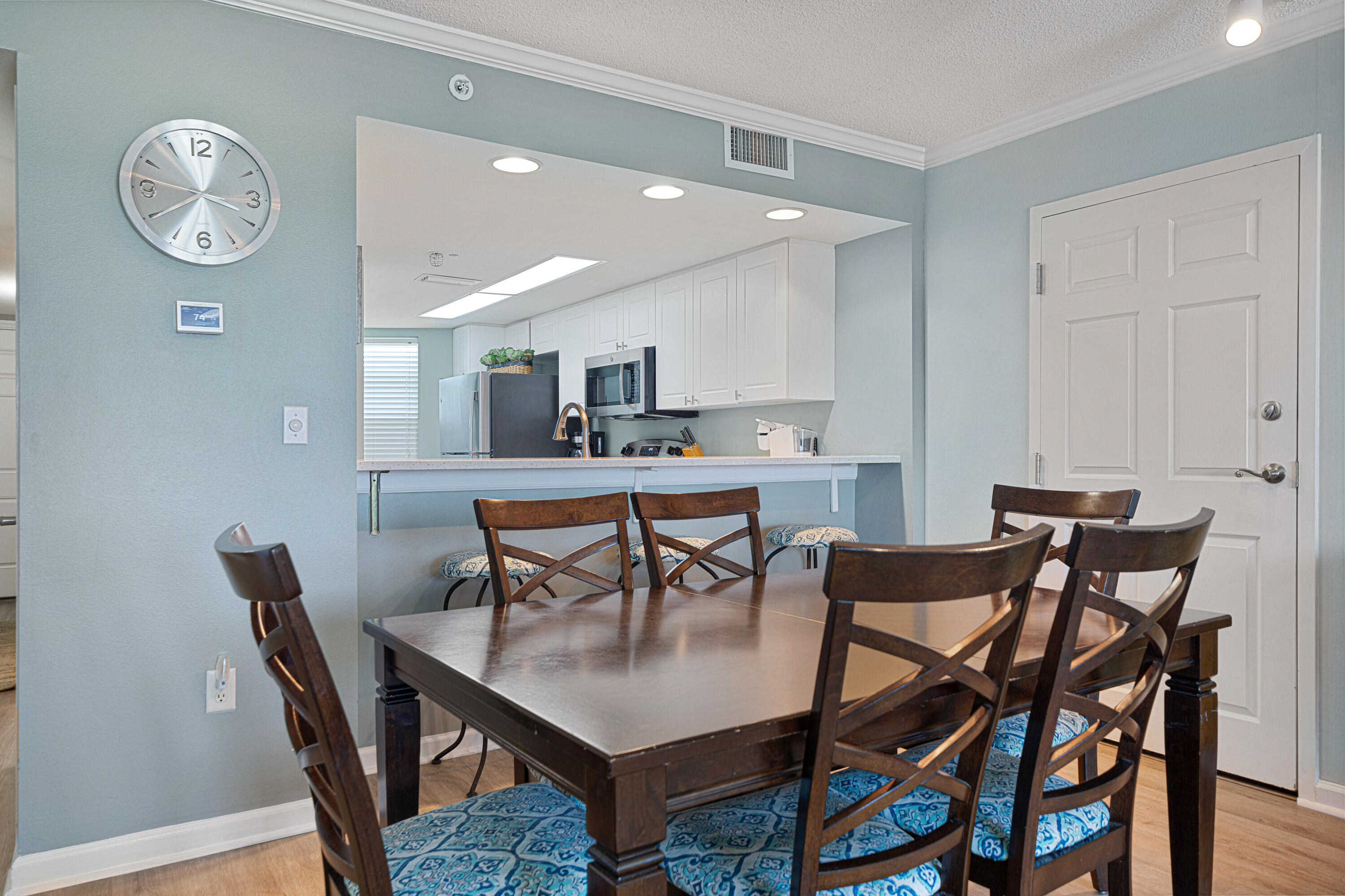 SEACREST CONDOMINIUMS - Residential