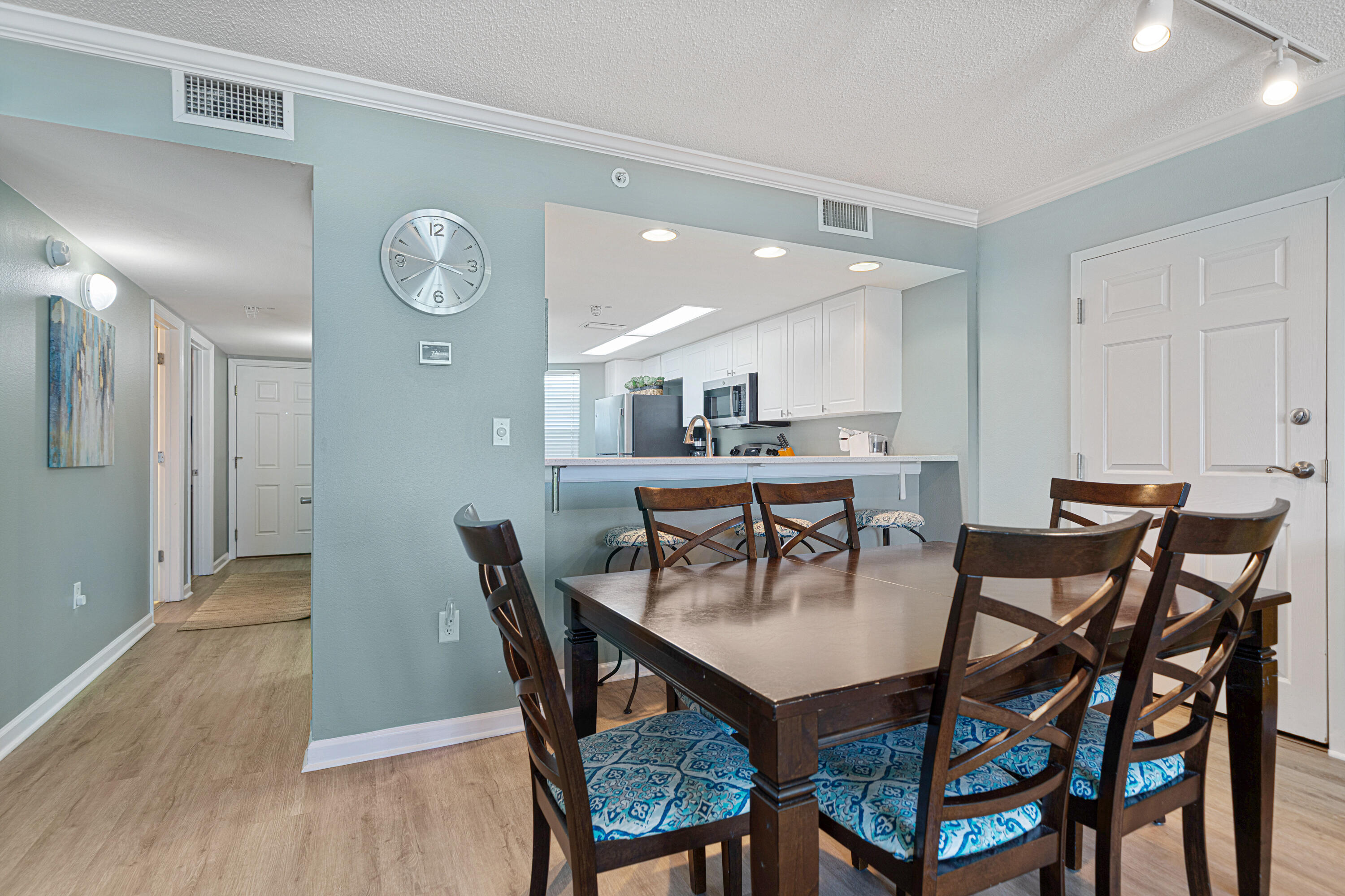 SEACREST CONDOMINIUMS - Residential