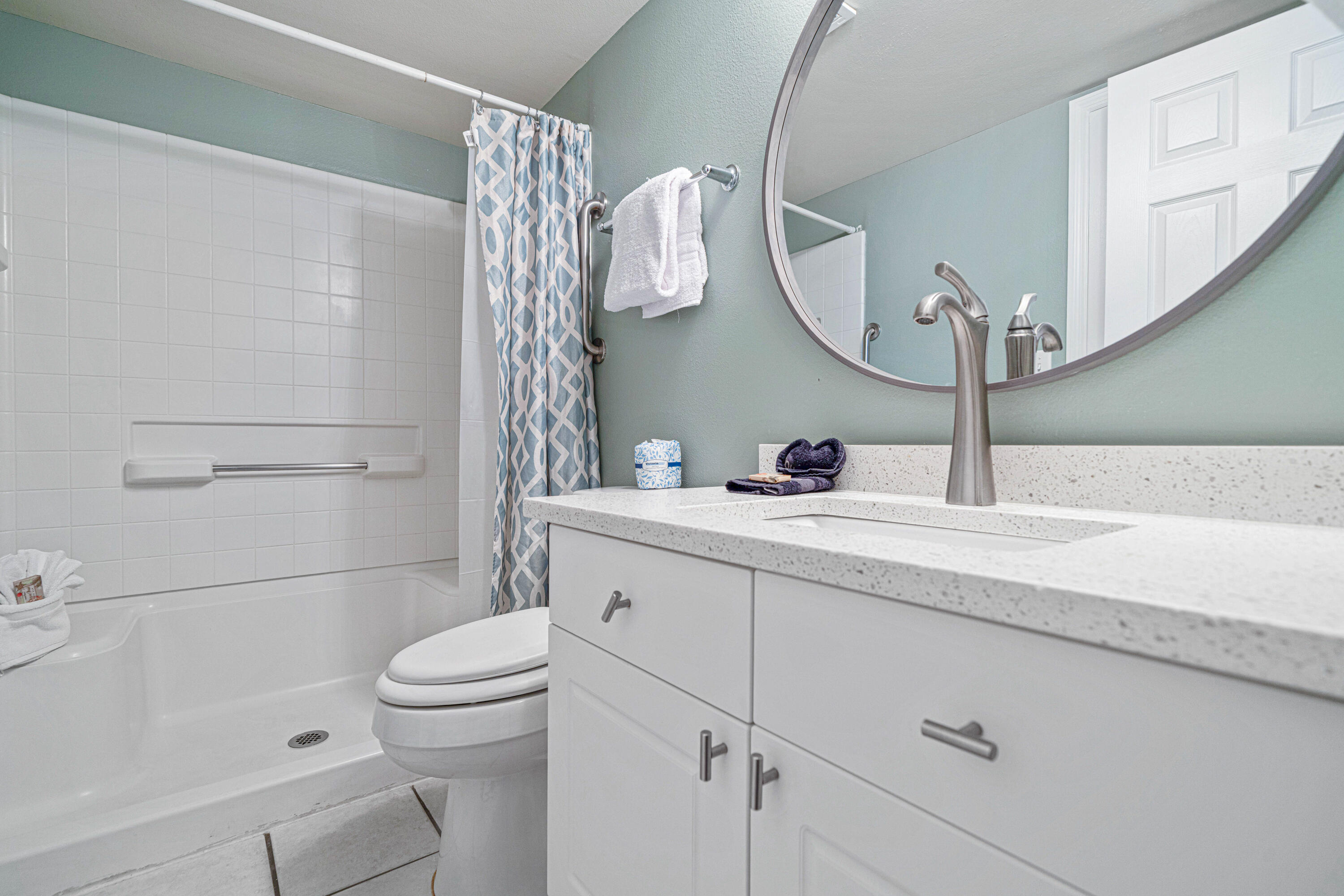 SEACREST CONDOMINIUMS - Residential