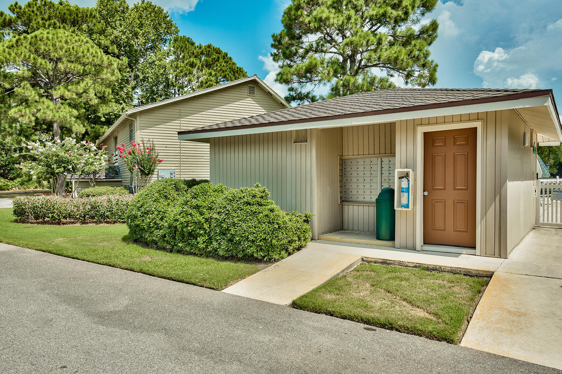 SEASCAPE CONDO PH 7 - Residential