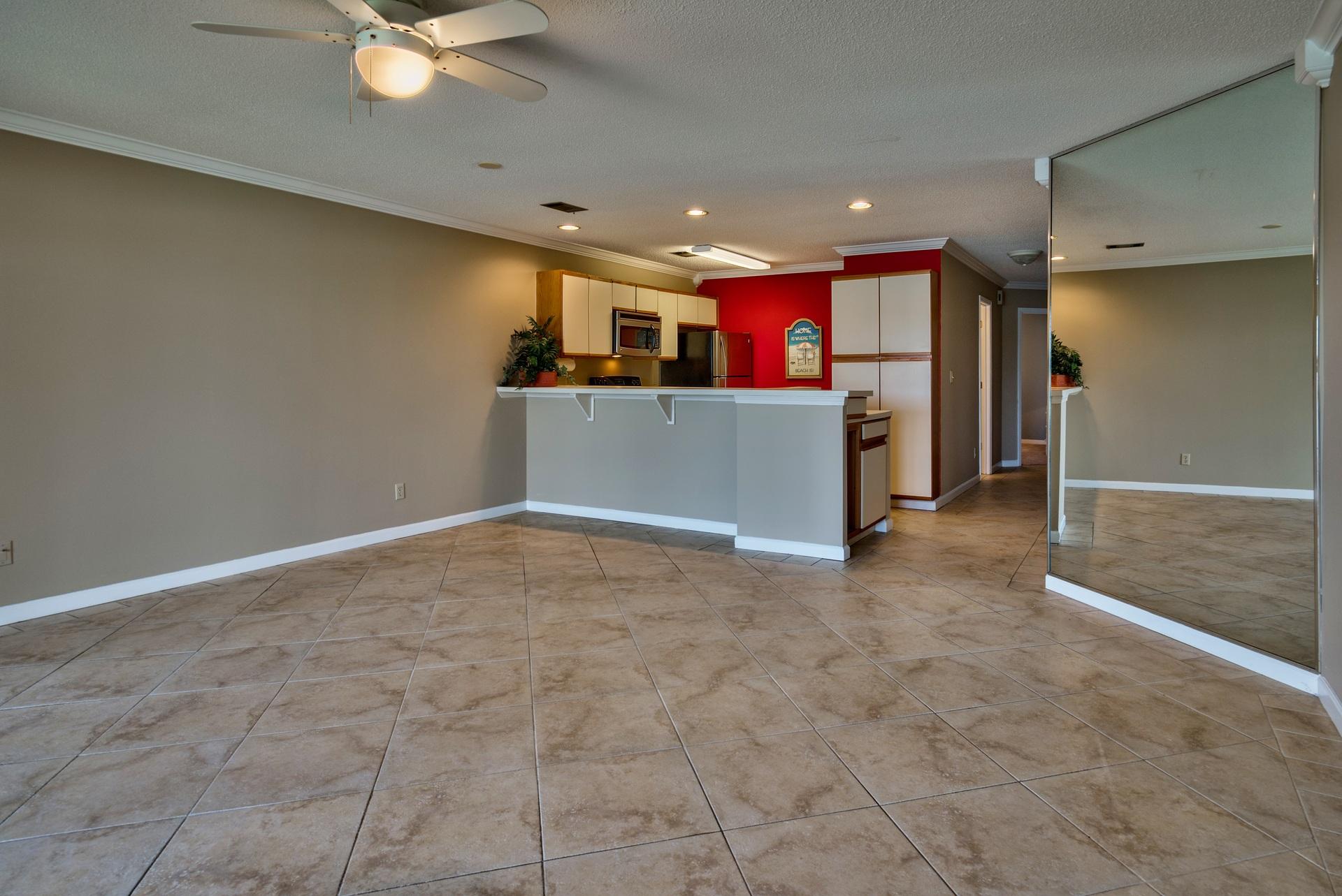 SEASCAPE CONDO PH 7 - Residential