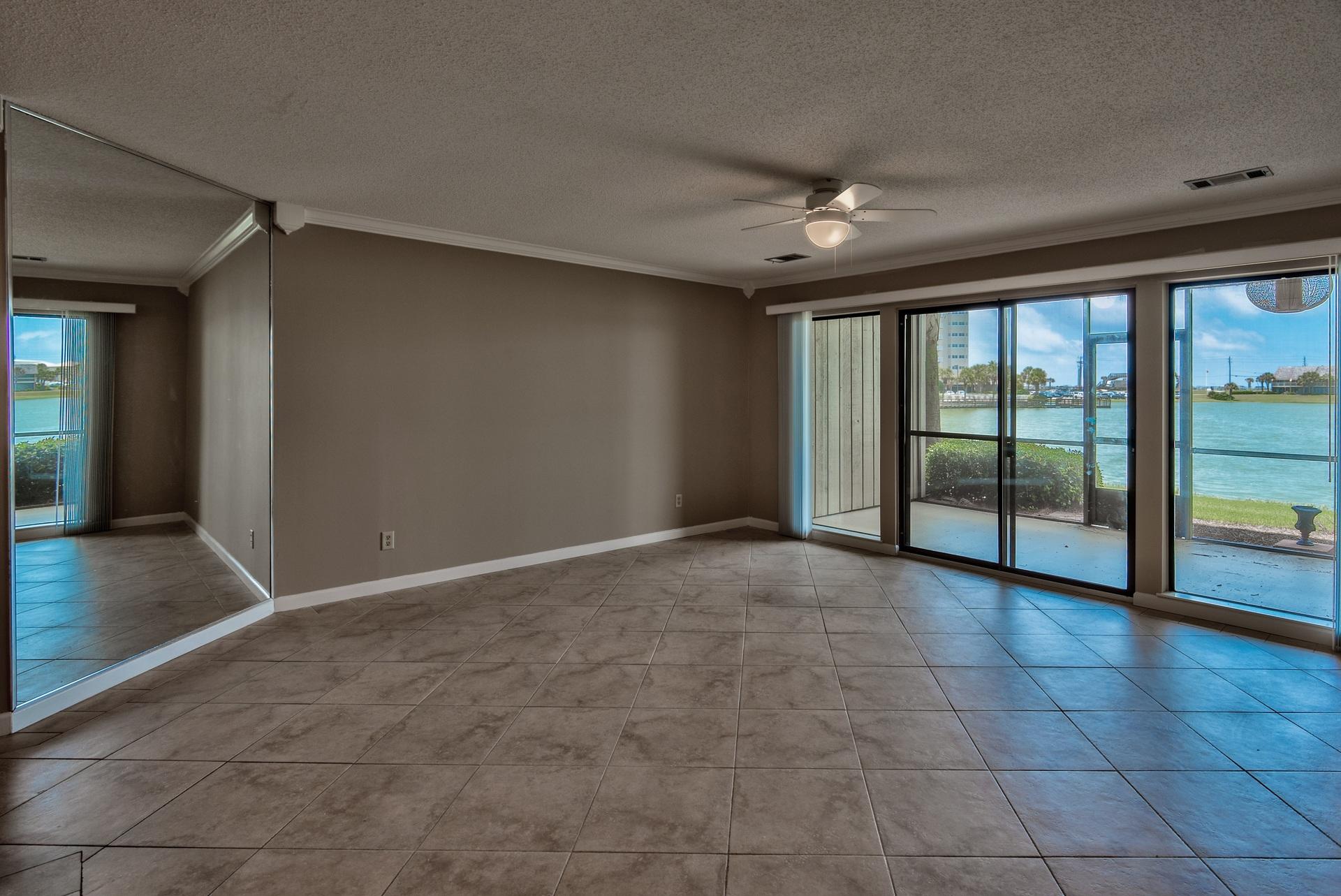 SEASCAPE CONDO PH 7 - Residential