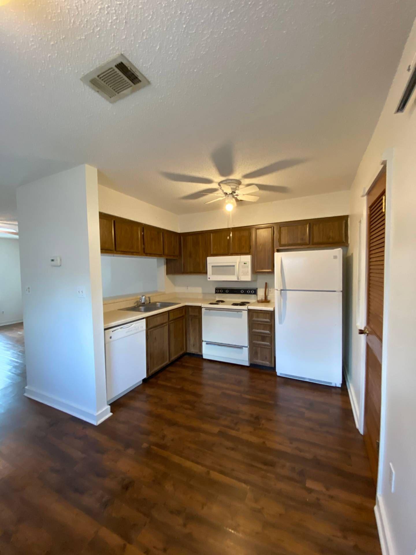 TYNER VILLAS - Residential