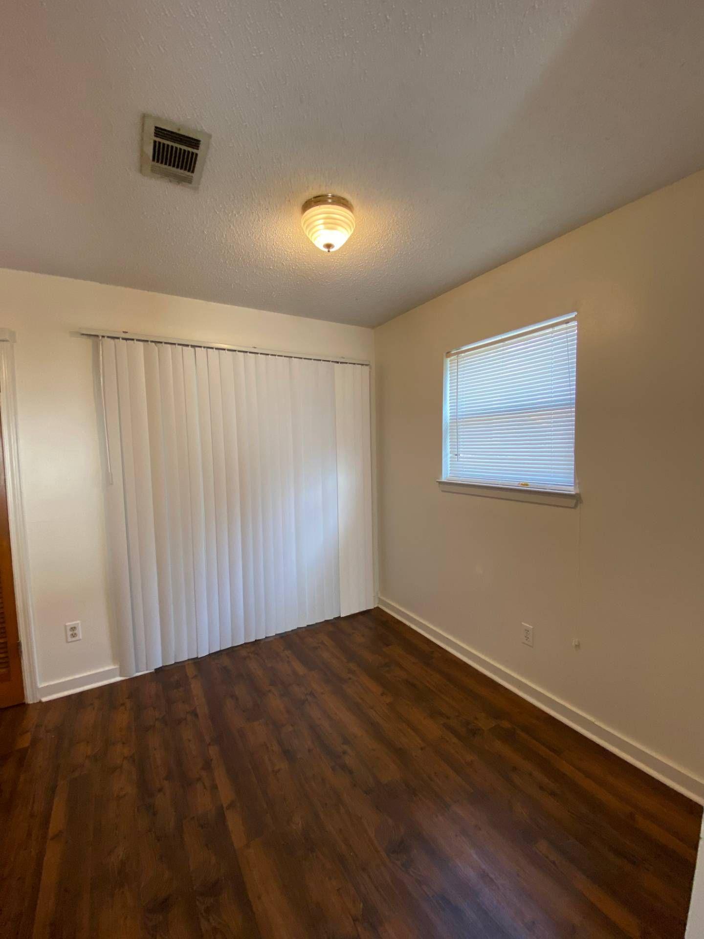 TYNER VILLAS - Residential