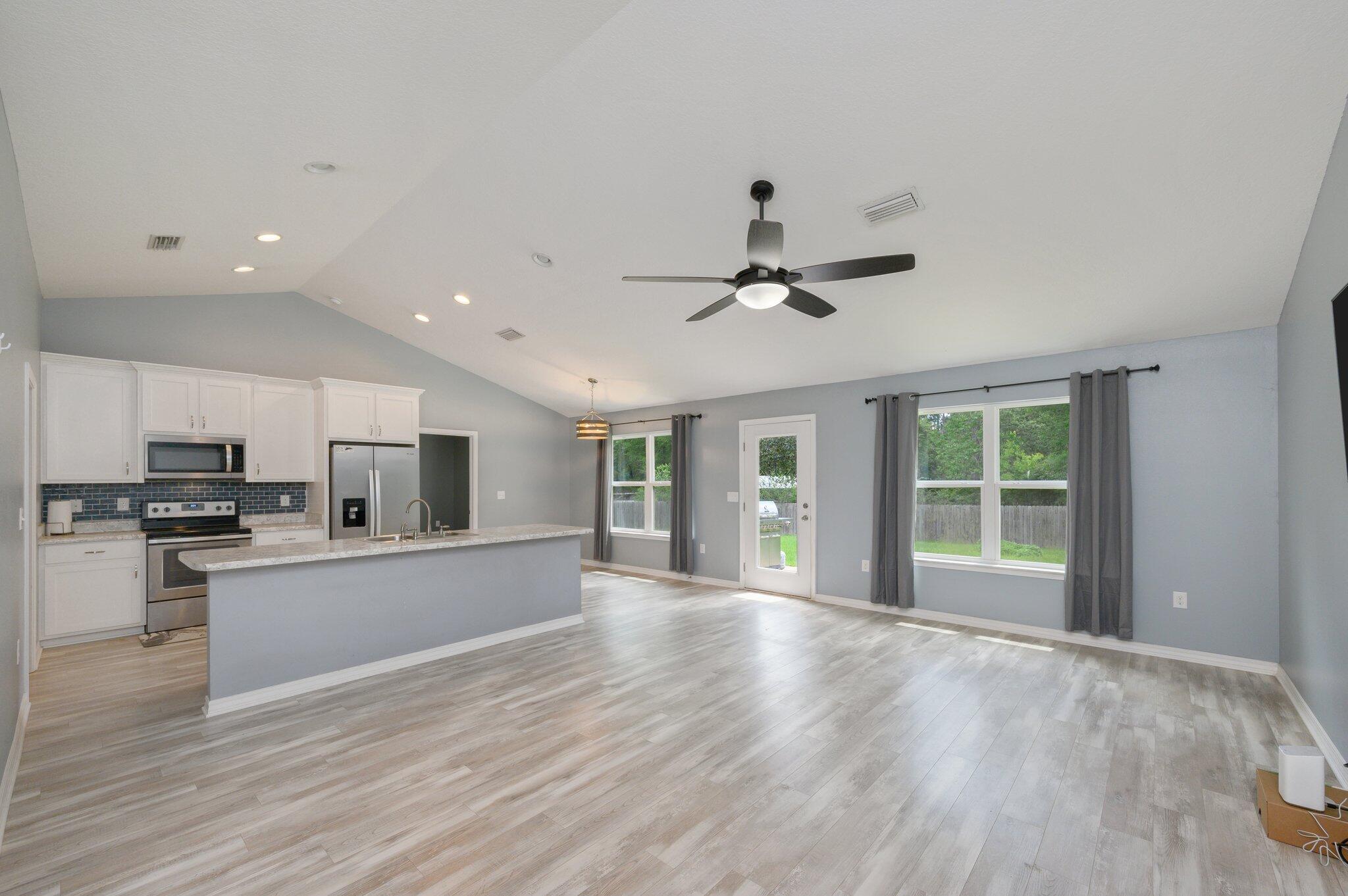 AUBURN HEIGHTS - Residential