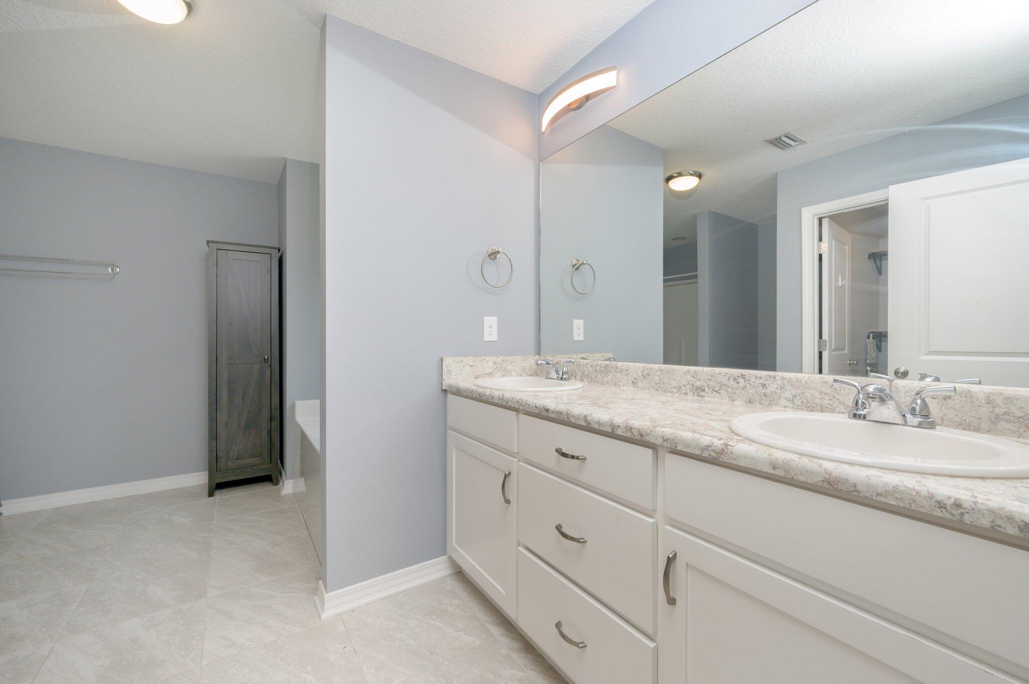 AUBURN HEIGHTS - Residential