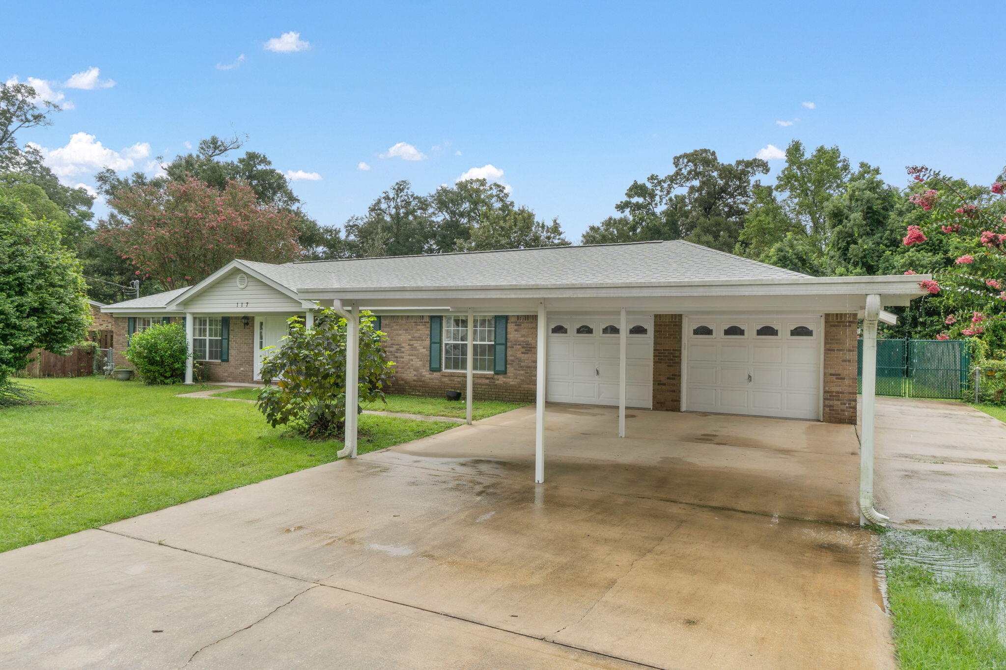 OAKFIELD ACRES - Residential