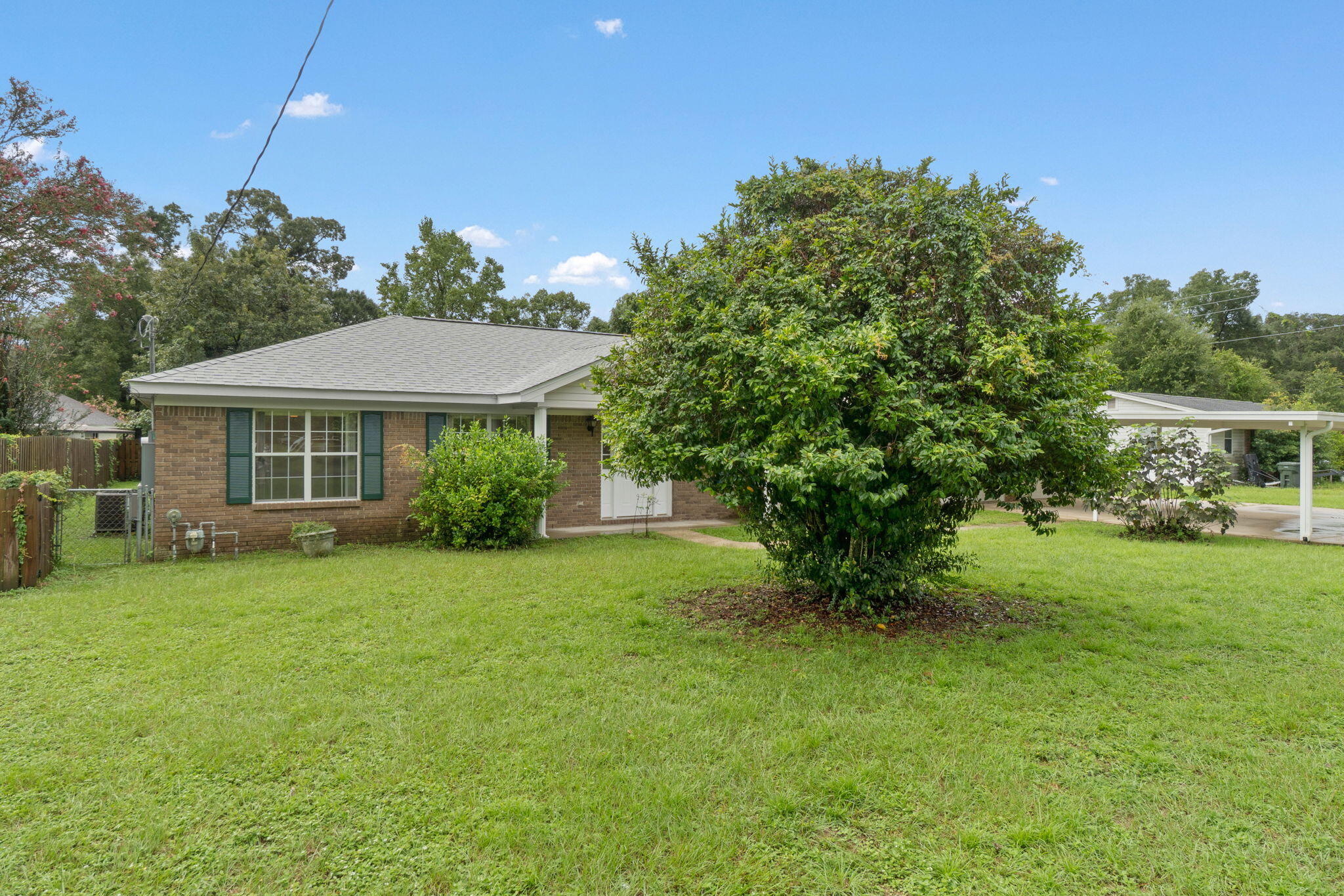 OAKFIELD ACRES - Residential