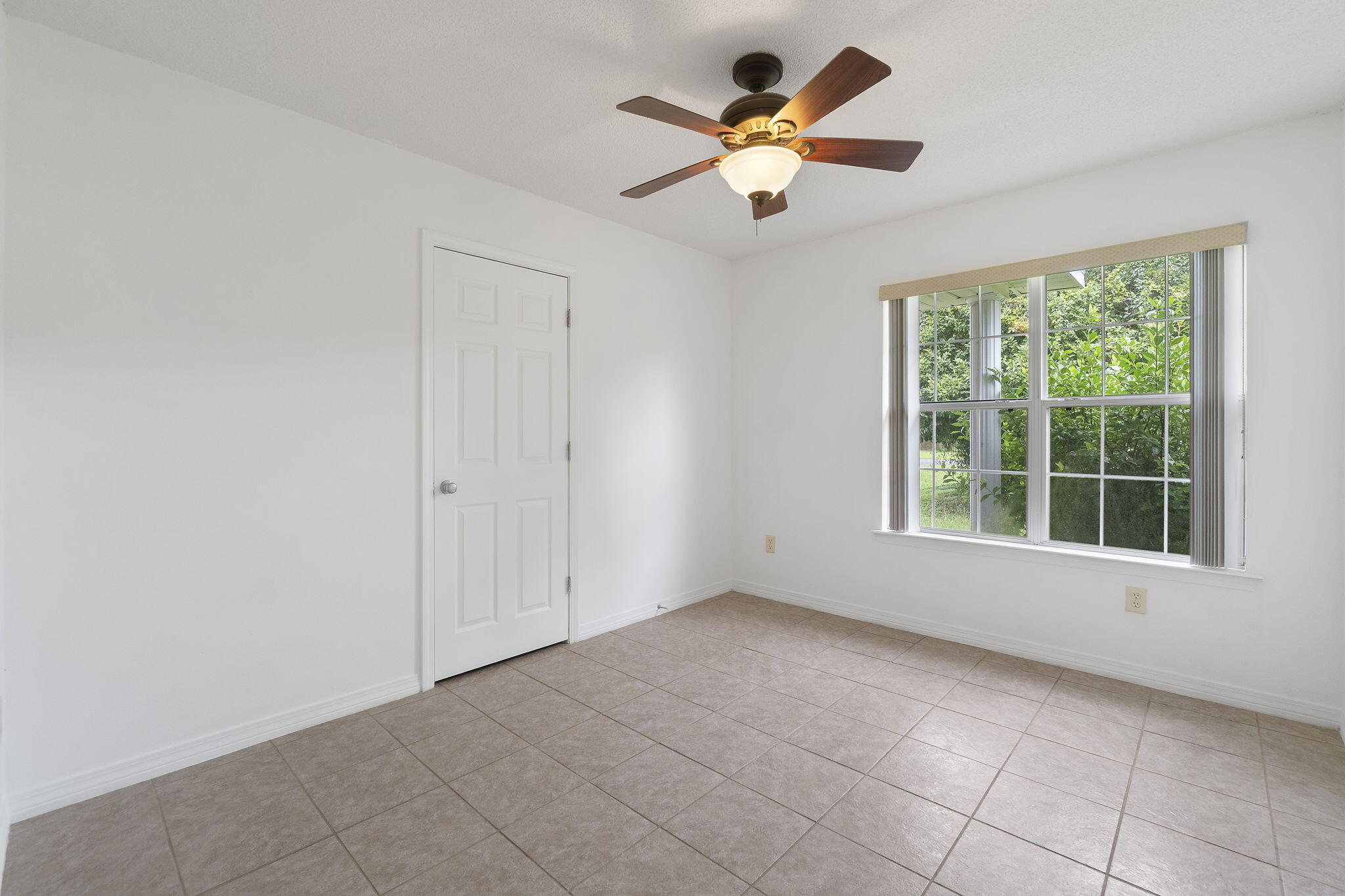 OAKFIELD ACRES - Residential
