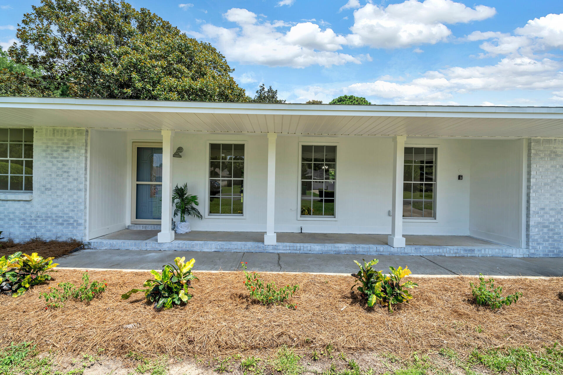 BAYOU POQUITO - Residential