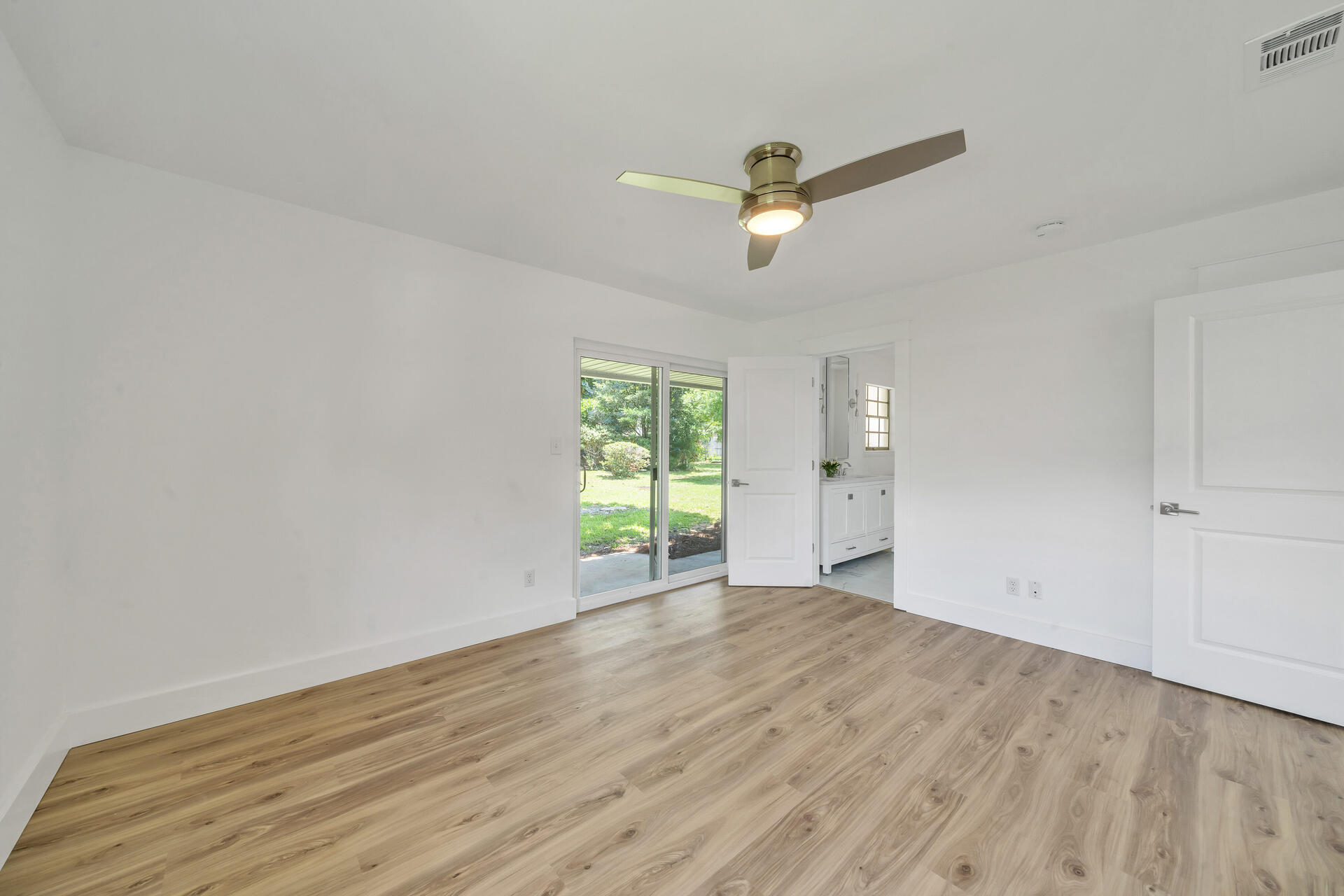 BAYOU POQUITO - Residential