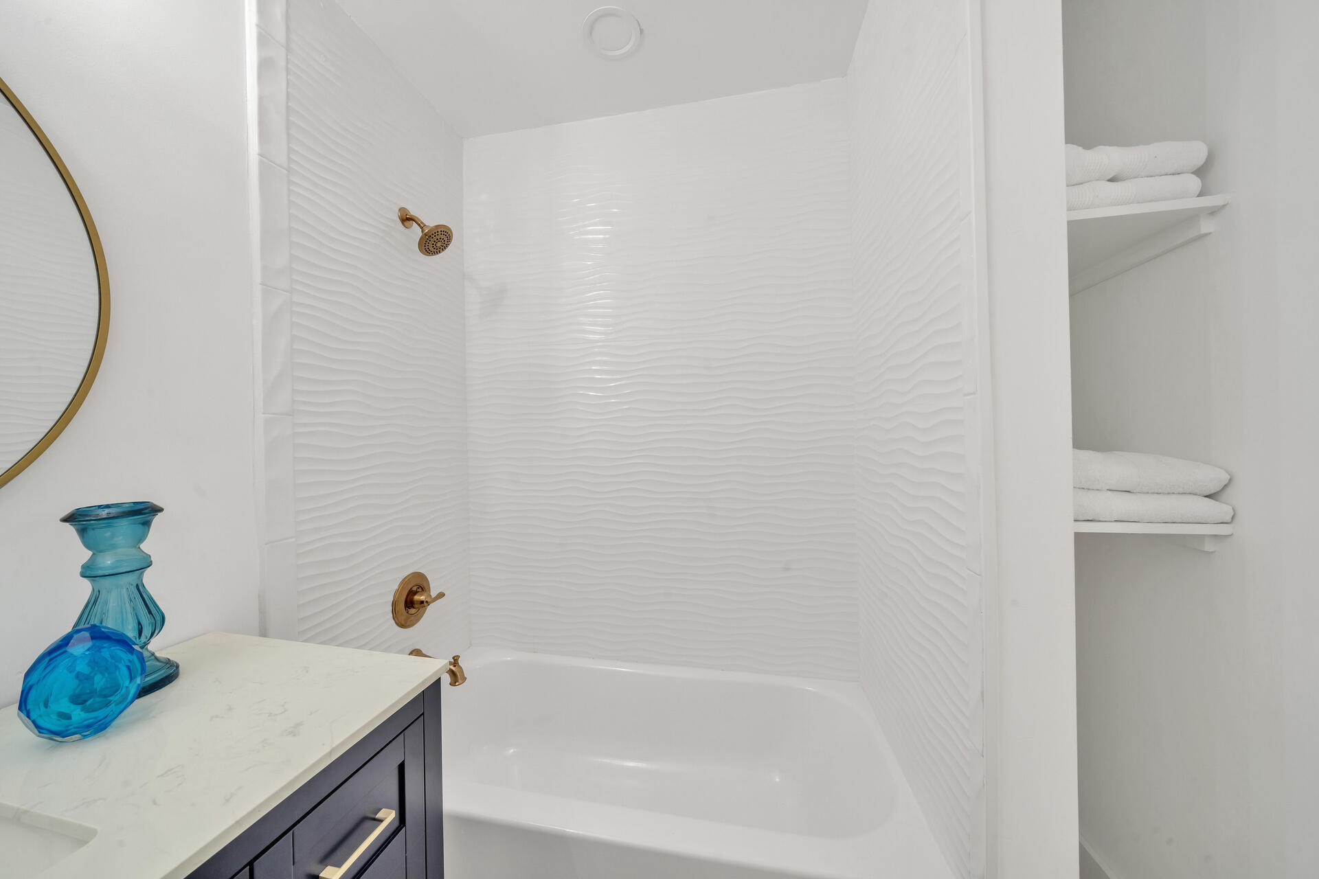 BAYOU POQUITO - Residential