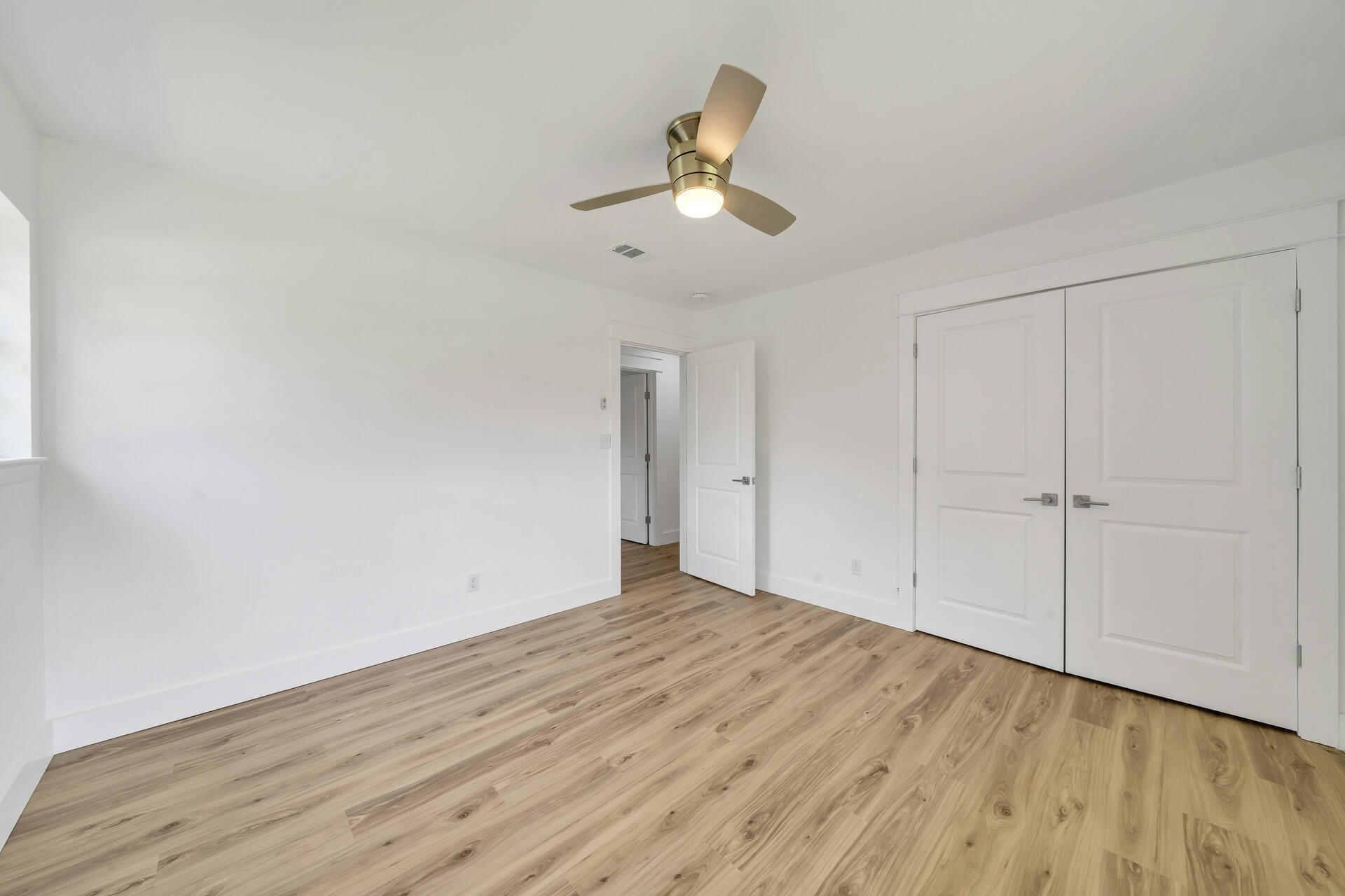 BAYOU POQUITO - Residential