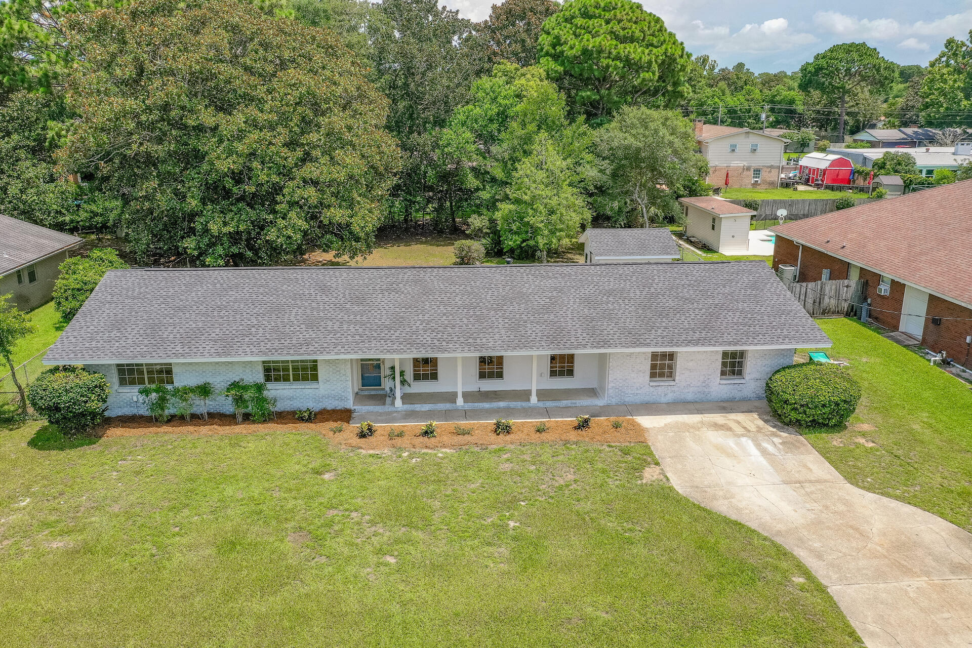 BAYOU POQUITO - Residential