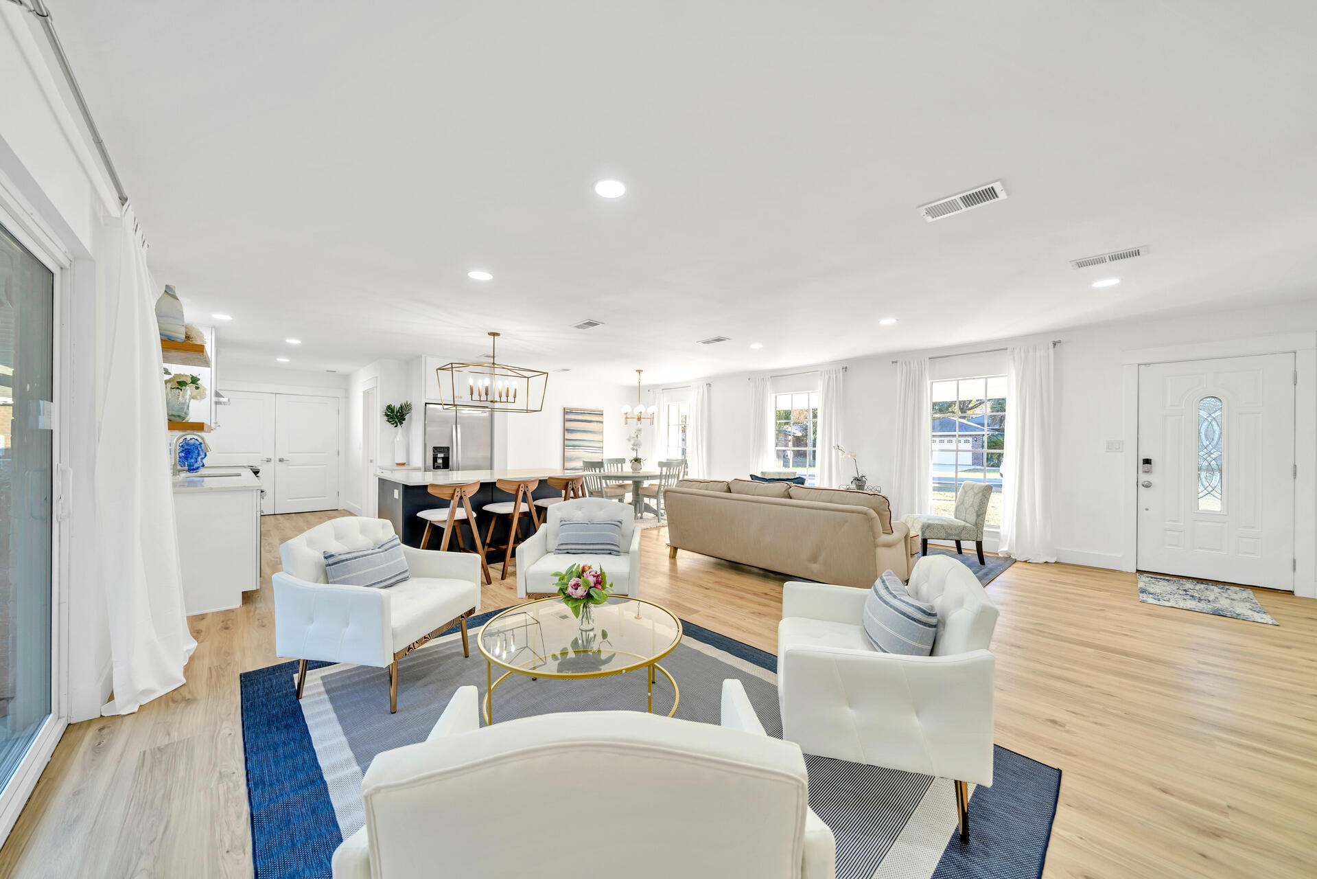 BAYOU POQUITO - Residential