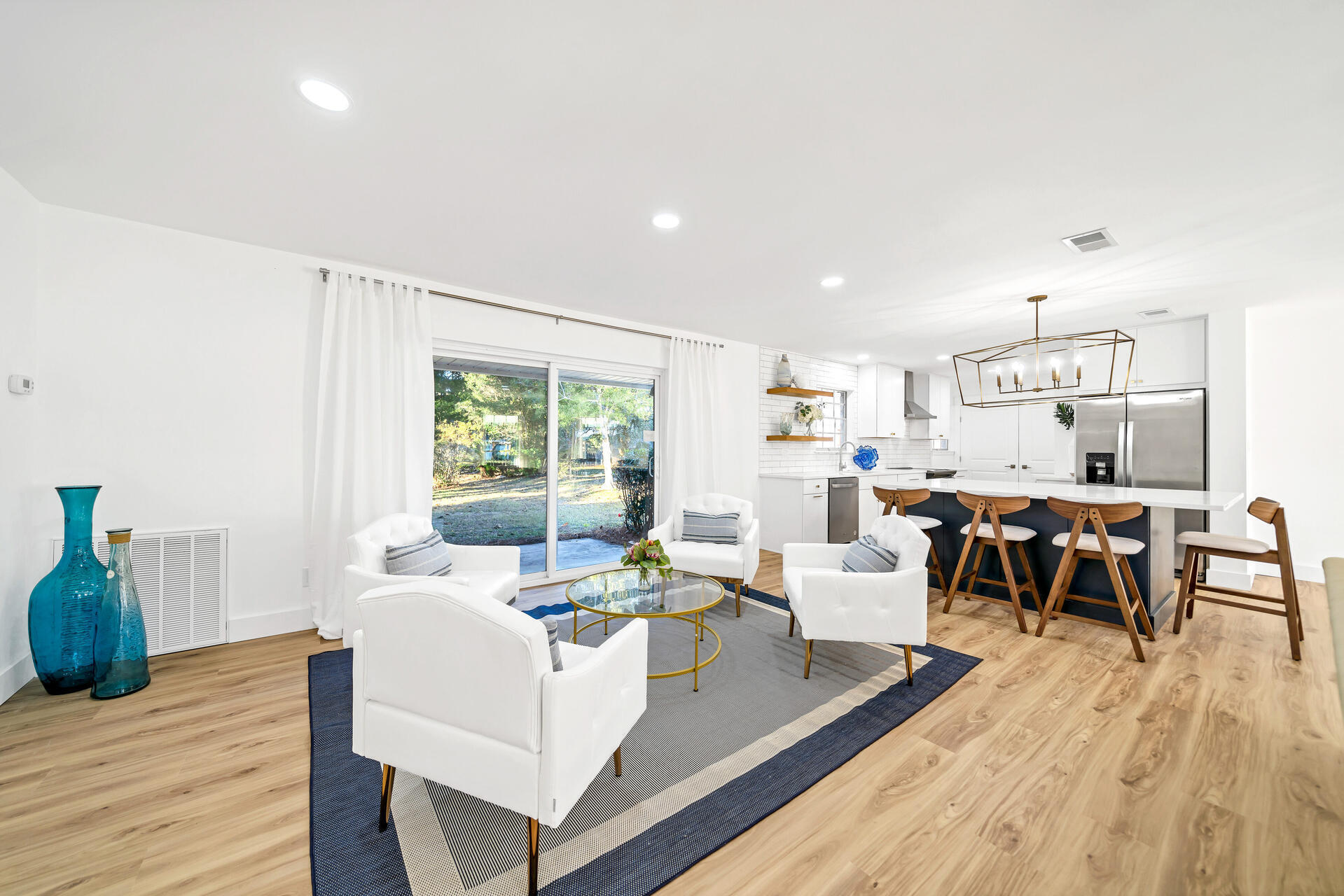 BAYOU POQUITO - Residential