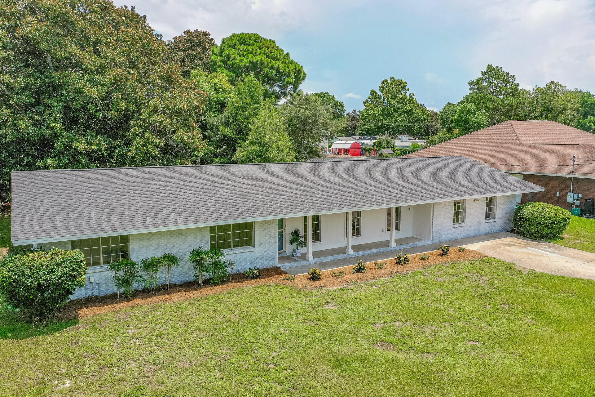 BAYOU POQUITO - Residential