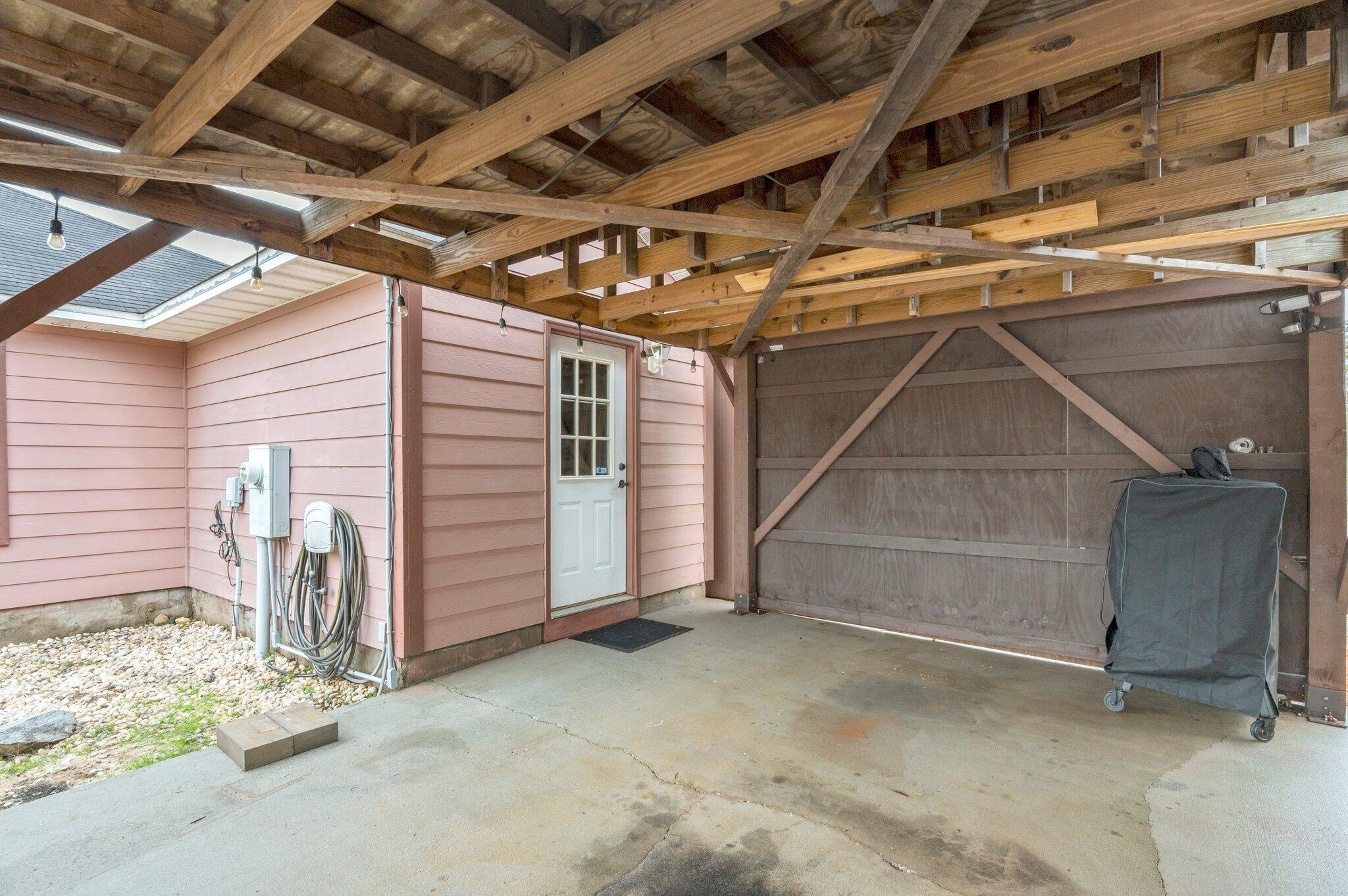 INDIAN SPRINGS - Residential