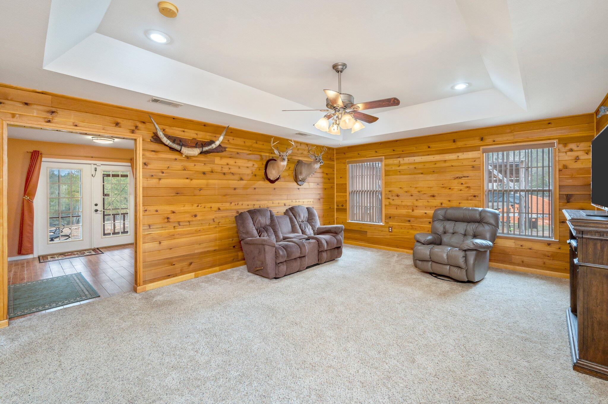 INDIAN SPRINGS - Residential