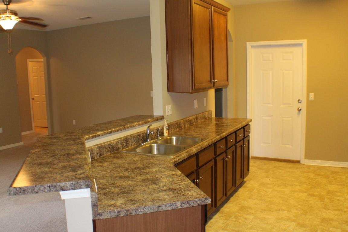 HERITAGE MANOR - Residential