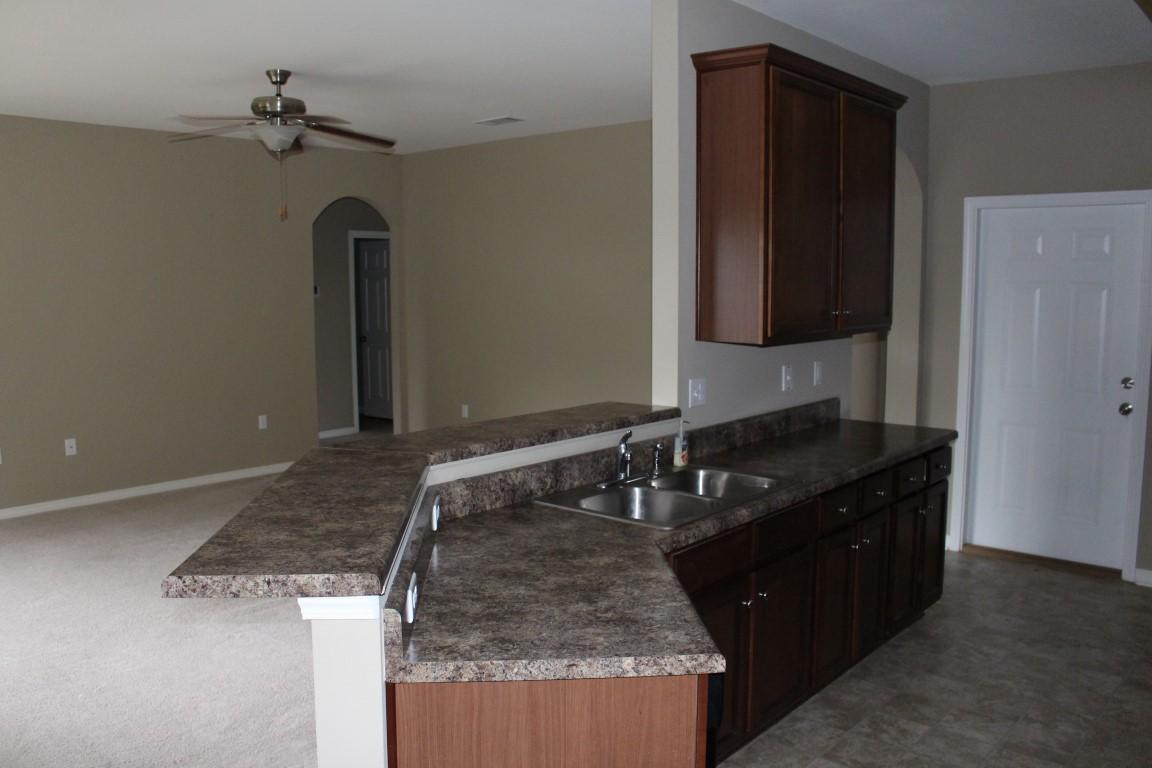 HERITAGE MANOR - Residential