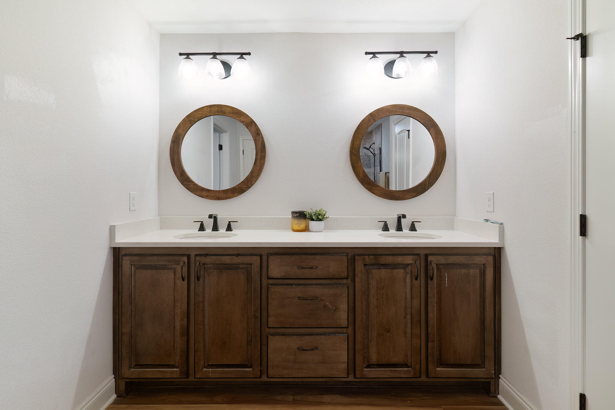 PLANTATION WOODS - Residential
