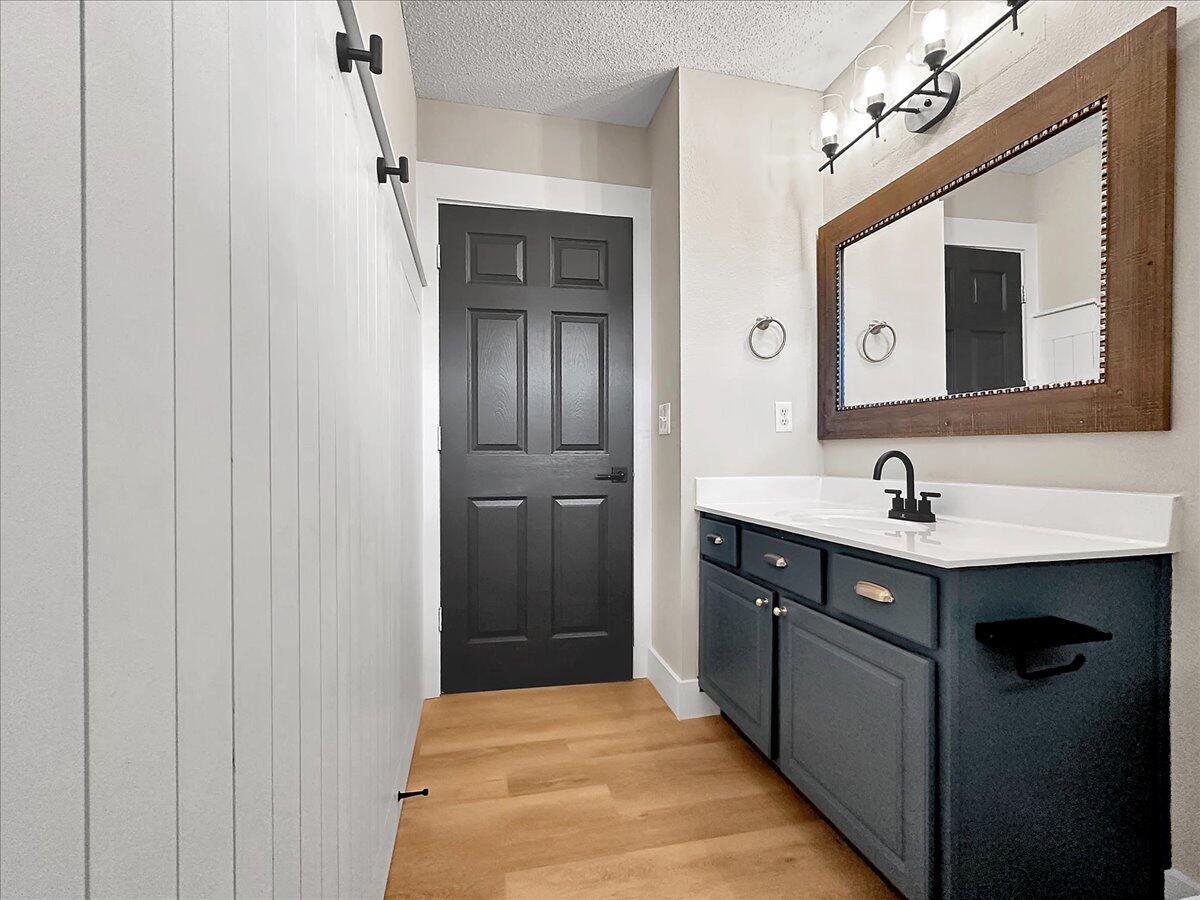 HOLLEY BY THE SEA - Residential