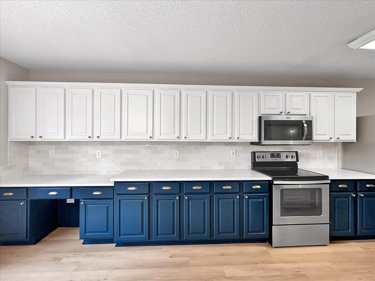 HOLLEY BY THE SEA - Residential