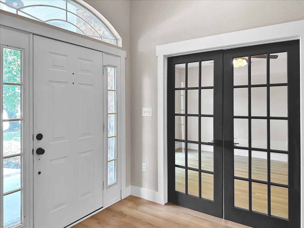 HOLLEY BY THE SEA - Residential