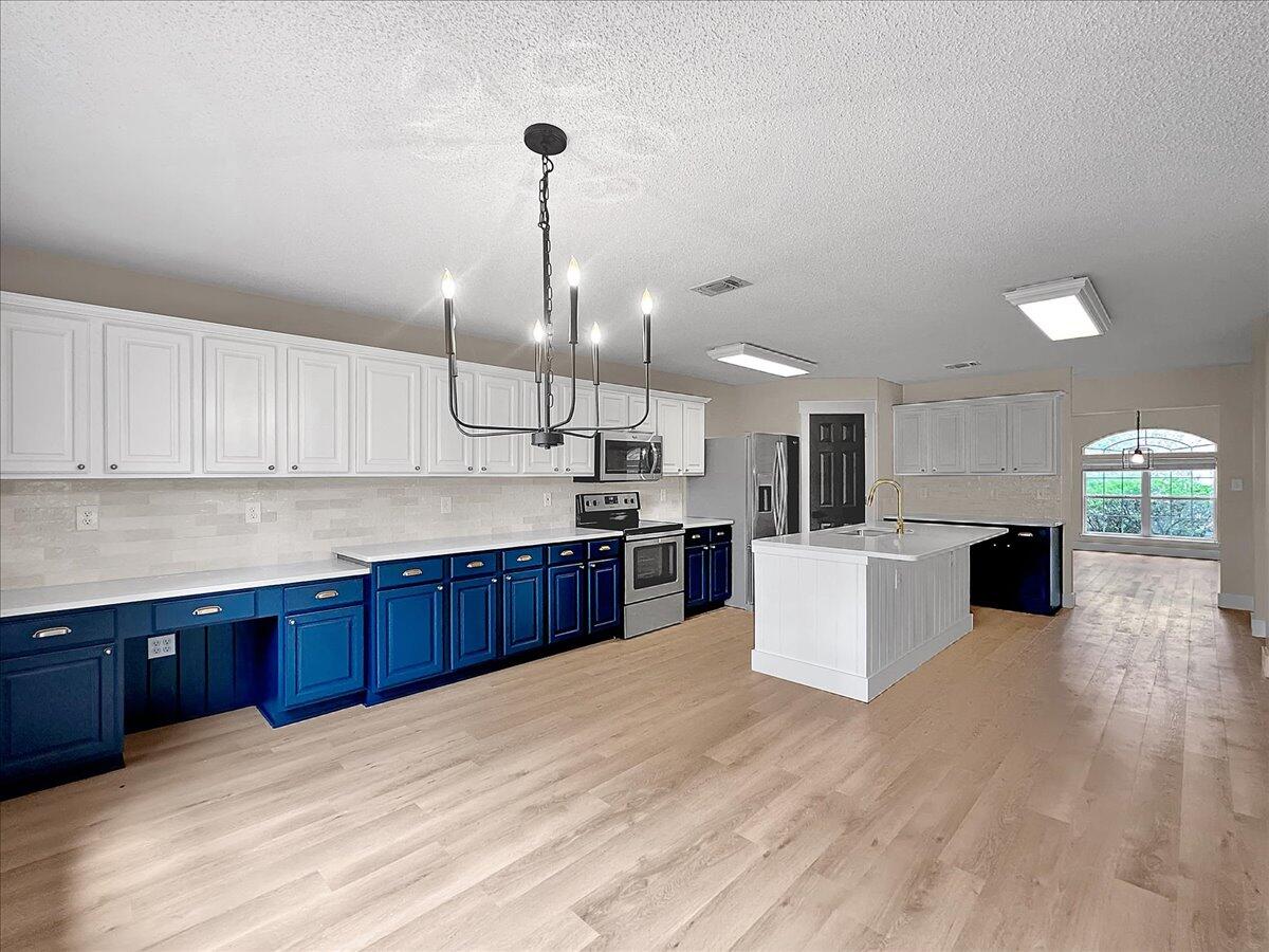 HOLLEY BY THE SEA - Residential