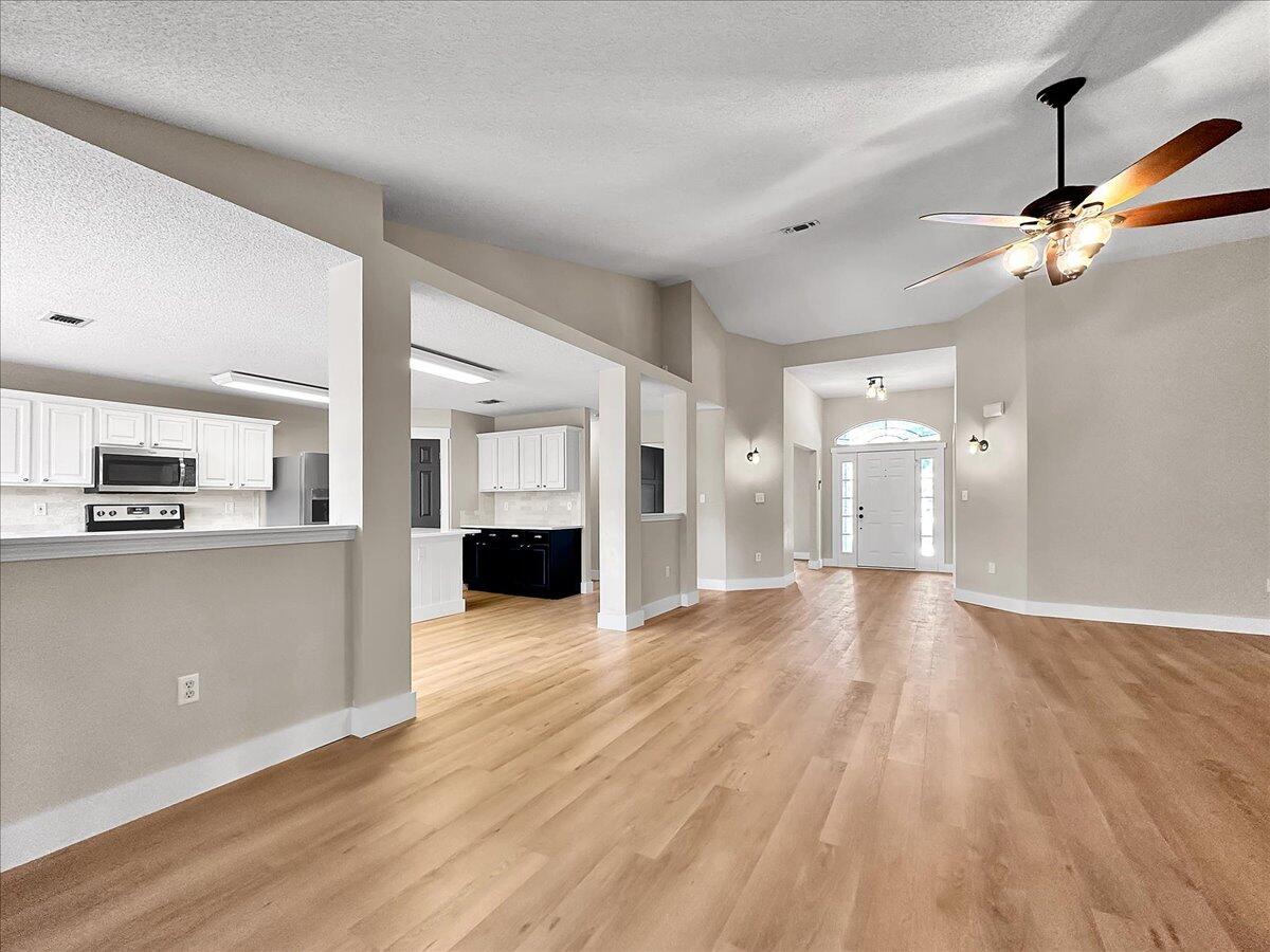 HOLLEY BY THE SEA - Residential