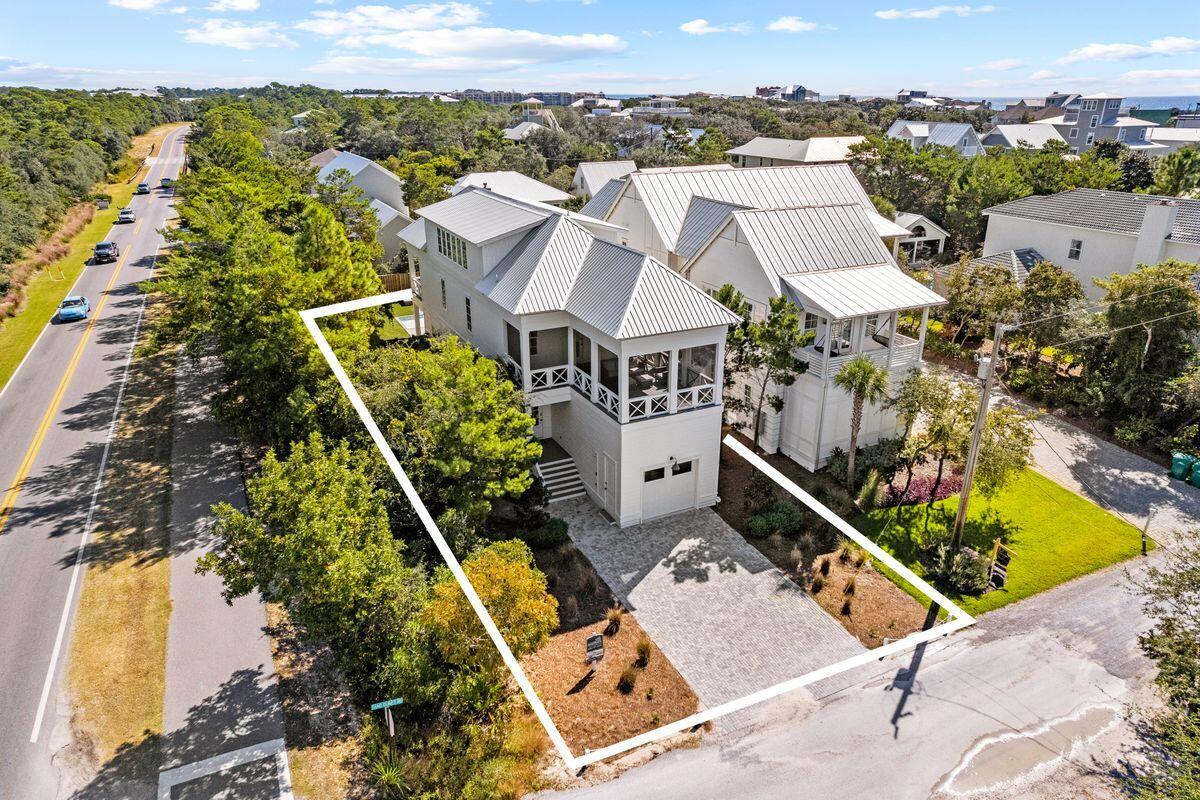 BLUE MOUNTAIN BEACH - Residential
