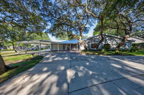 A home in Fort Walton Beach