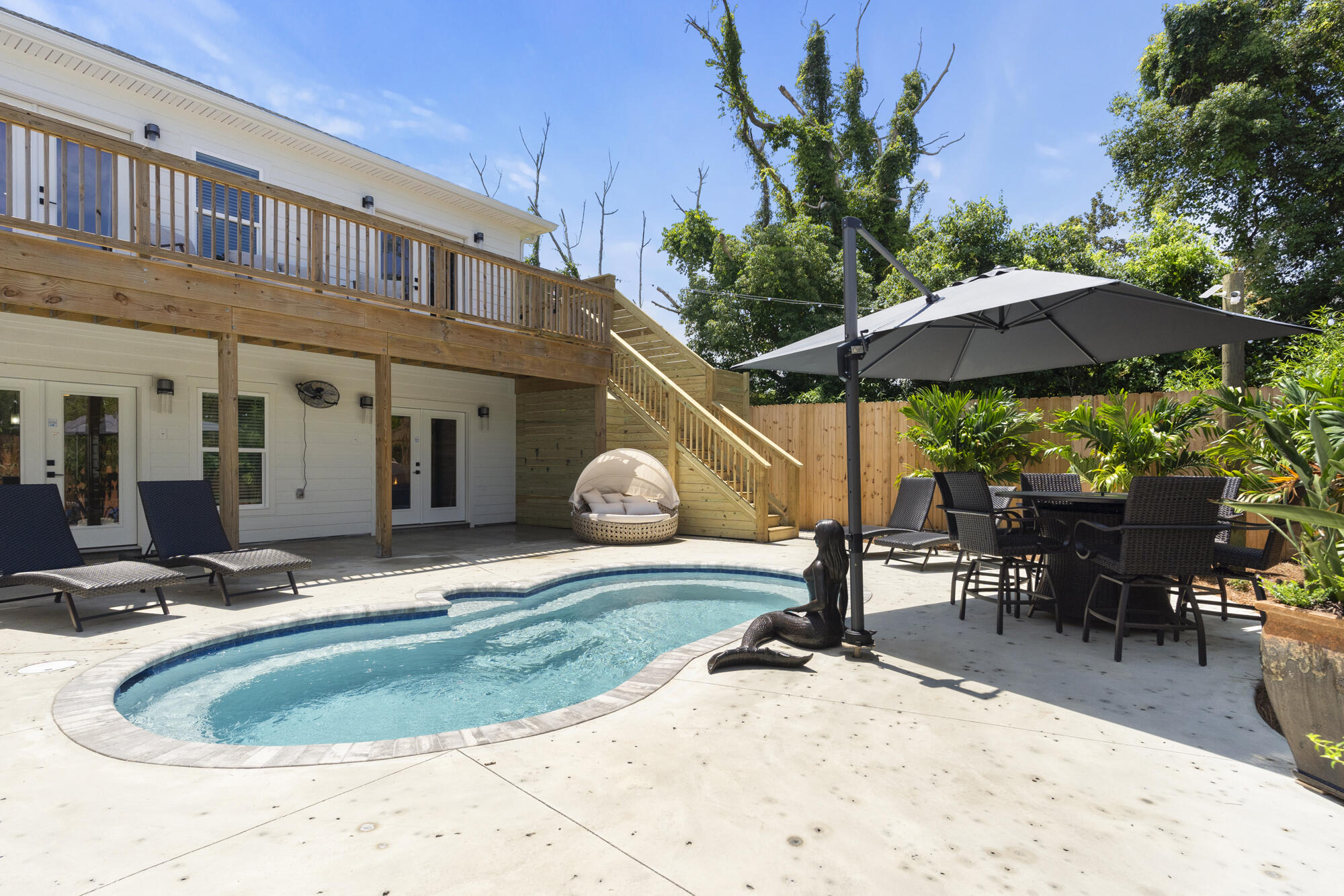MAGNOLIA BEACH 2ND ADDN - Residential