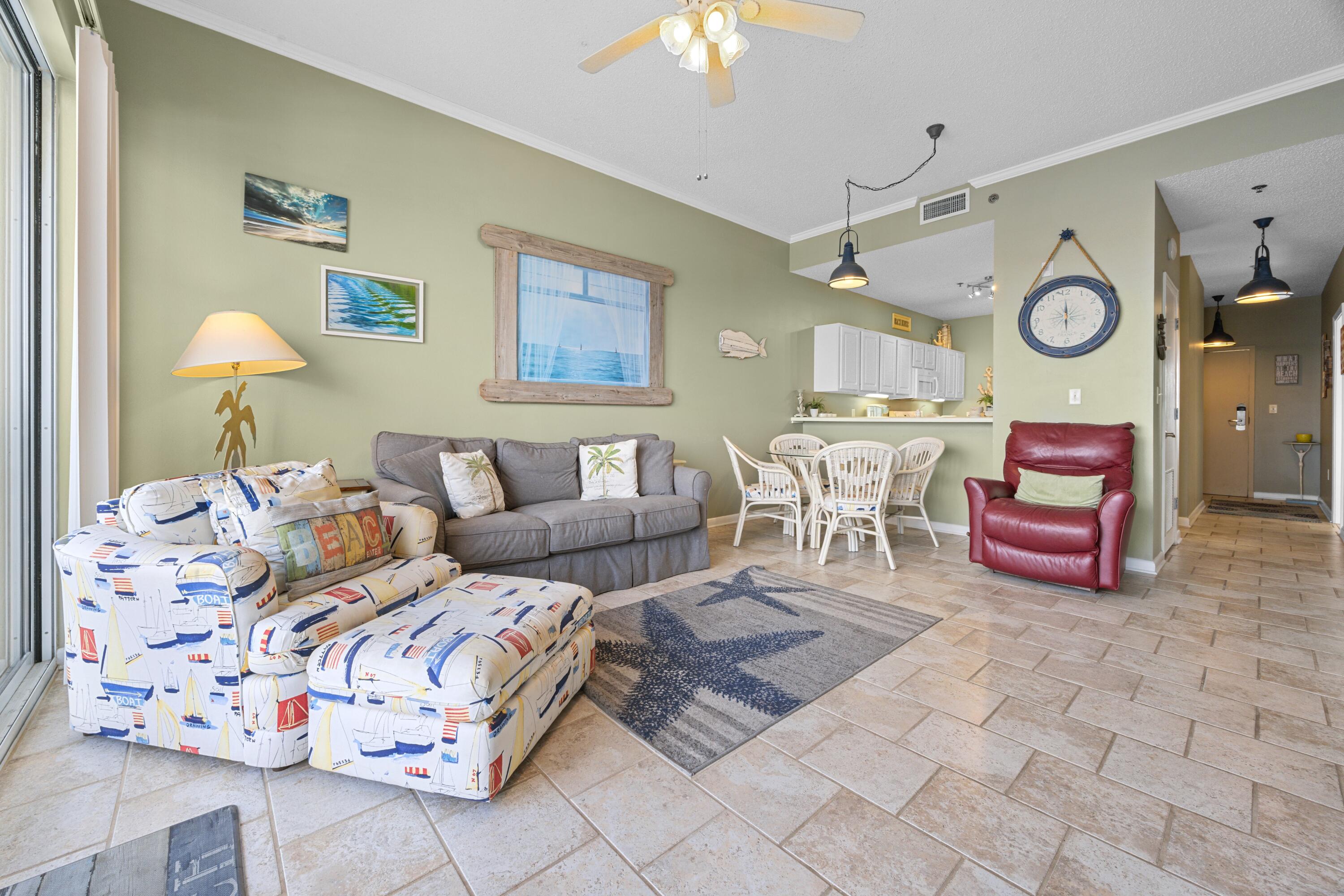 PALM COURT YACHT CLUB - Residential