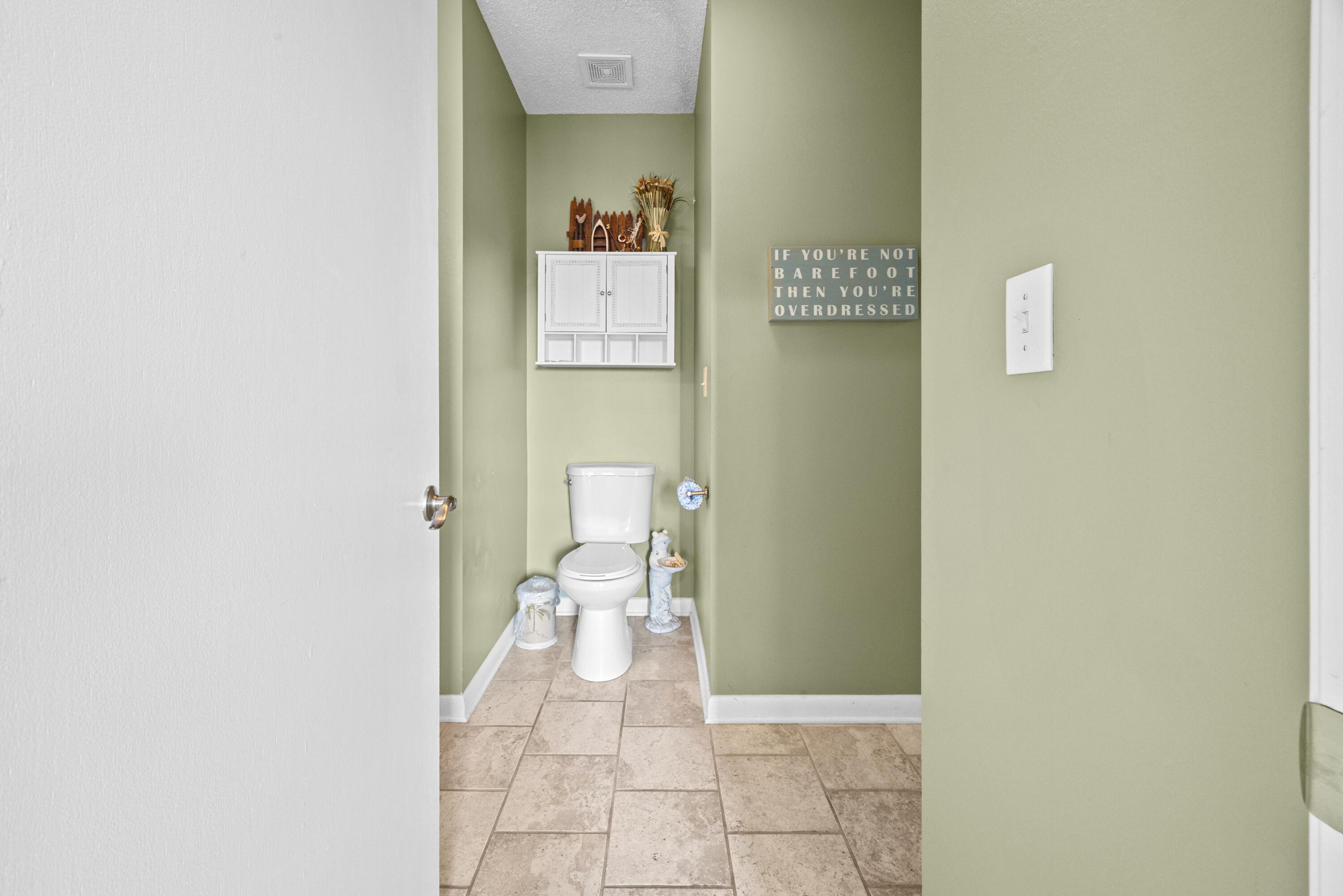 PALM COURT YACHT CLUB - Residential