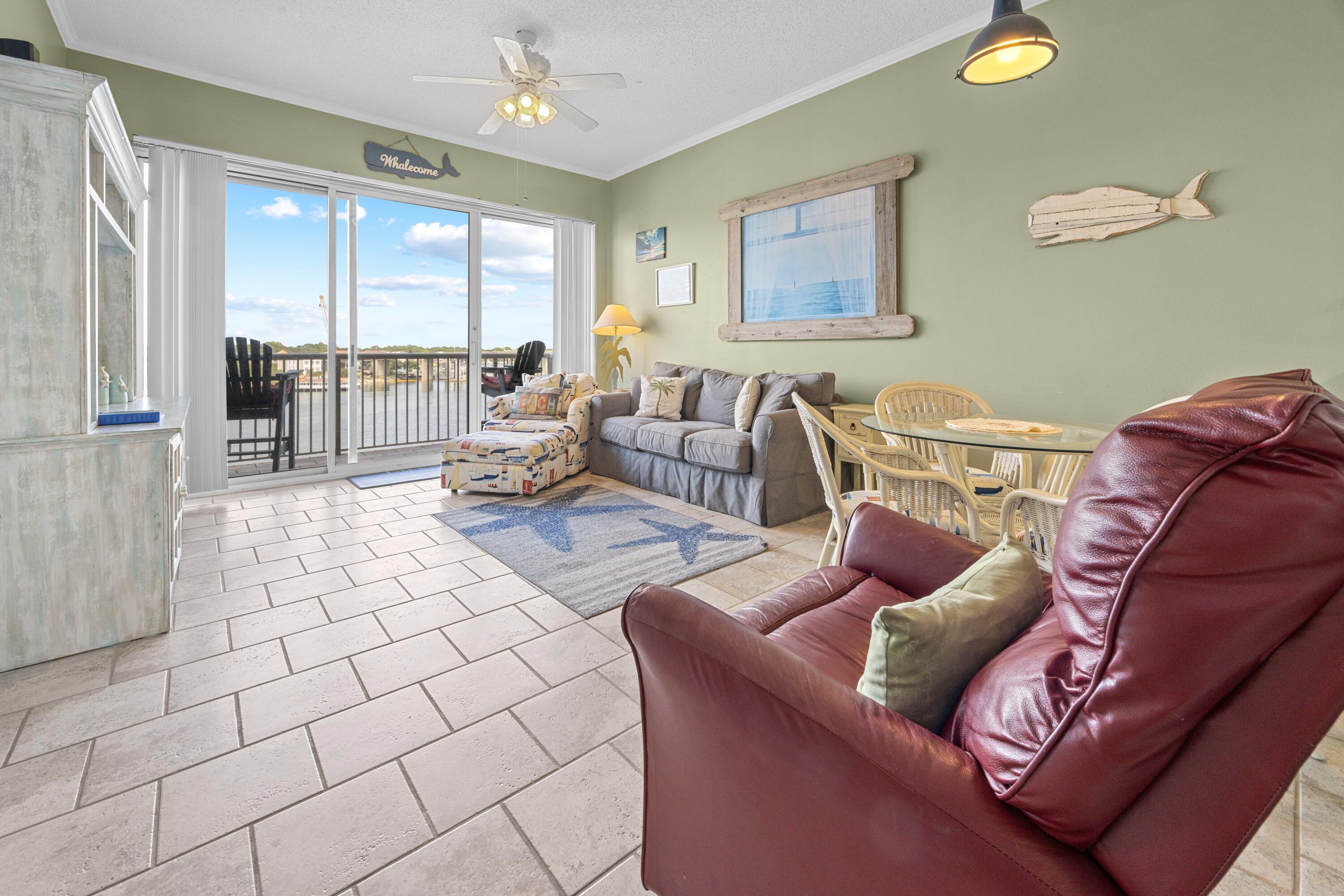 PALM COURT YACHT CLUB - Residential