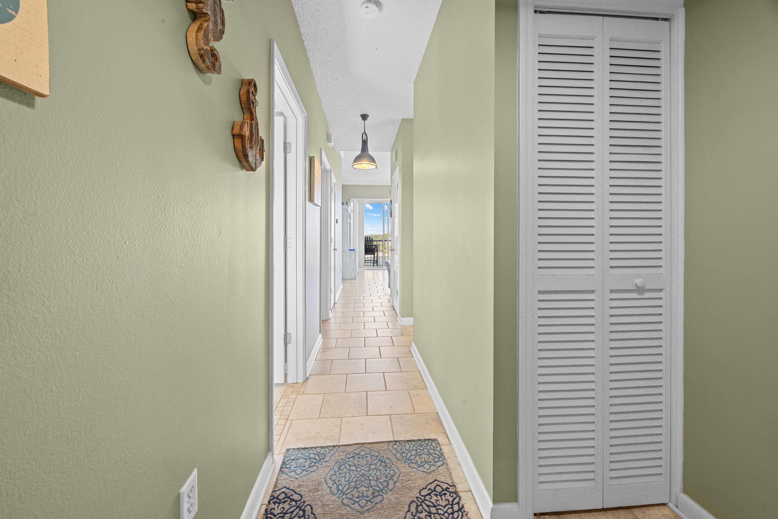 PALM COURT YACHT CLUB - Residential