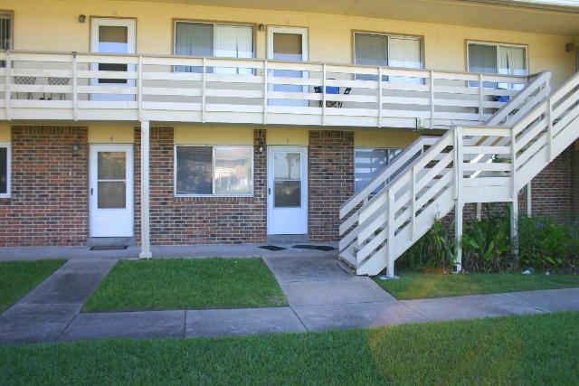 BAYVIEW WATERS CONDO - Residential