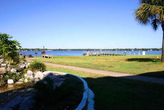 BAYVIEW WATERS CONDO - Residential