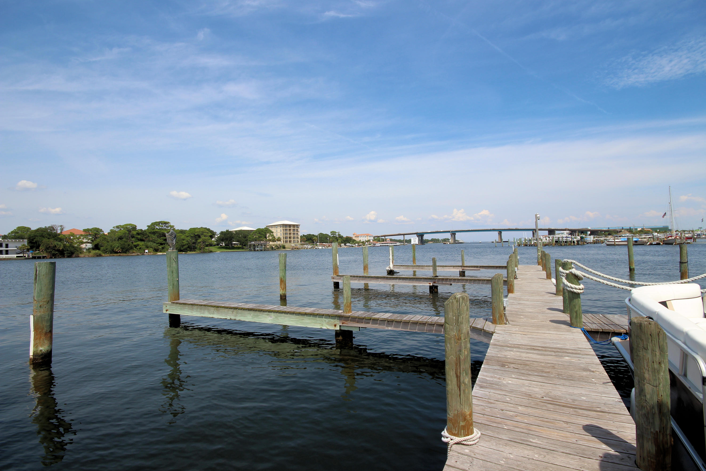 WATERWAY CONDO - Residential