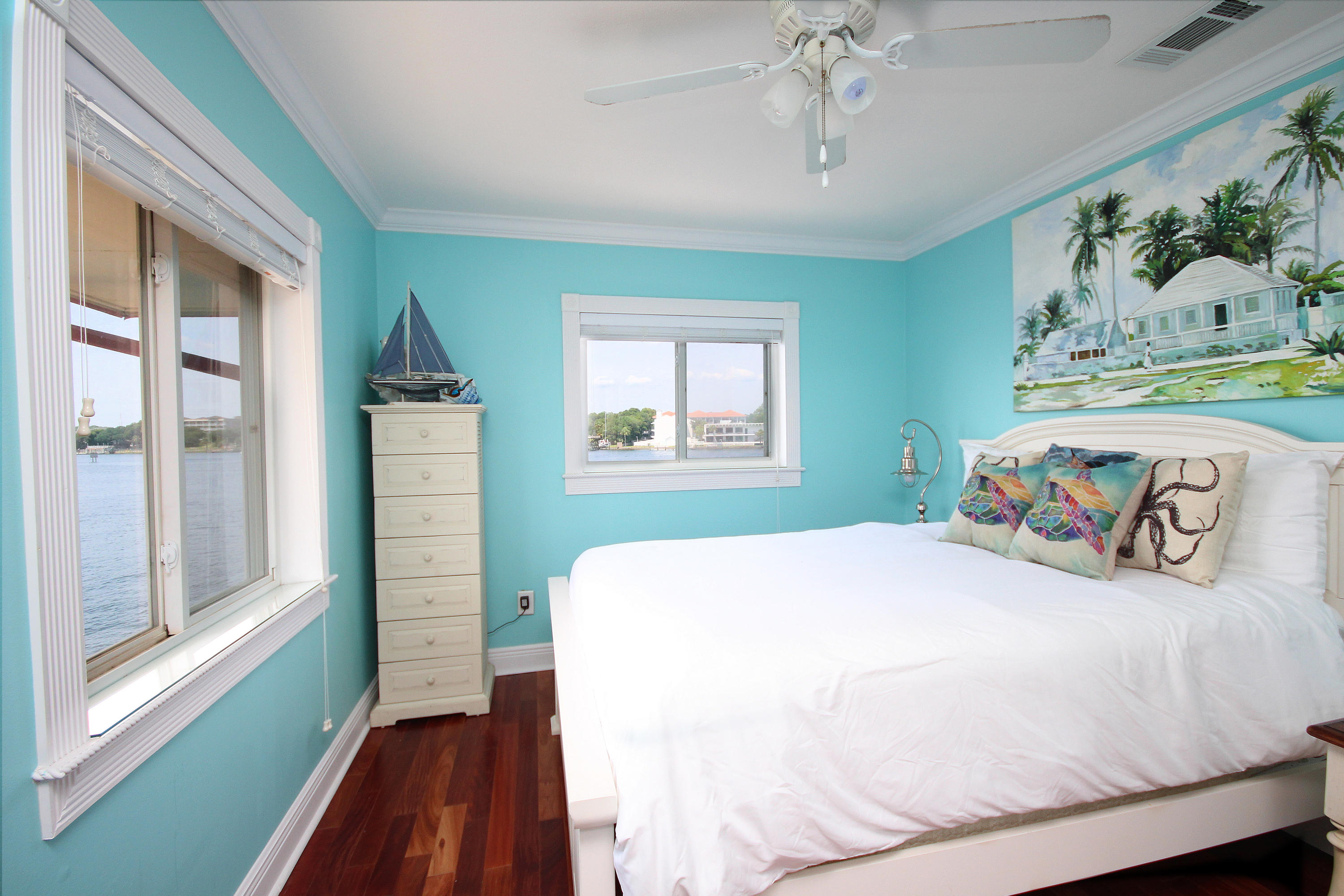 WATERWAY CONDO - Residential