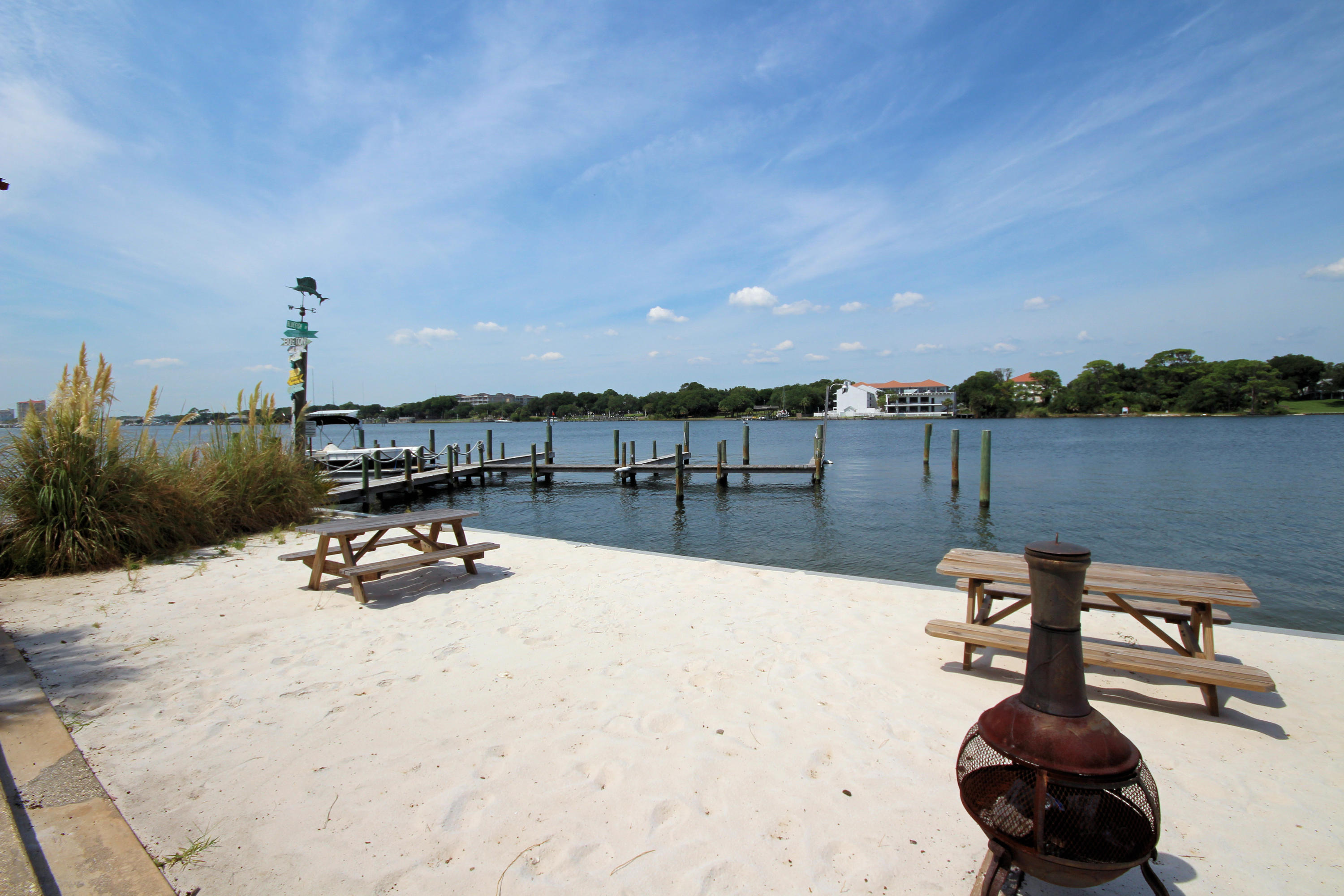 WATERWAY CONDO - Residential